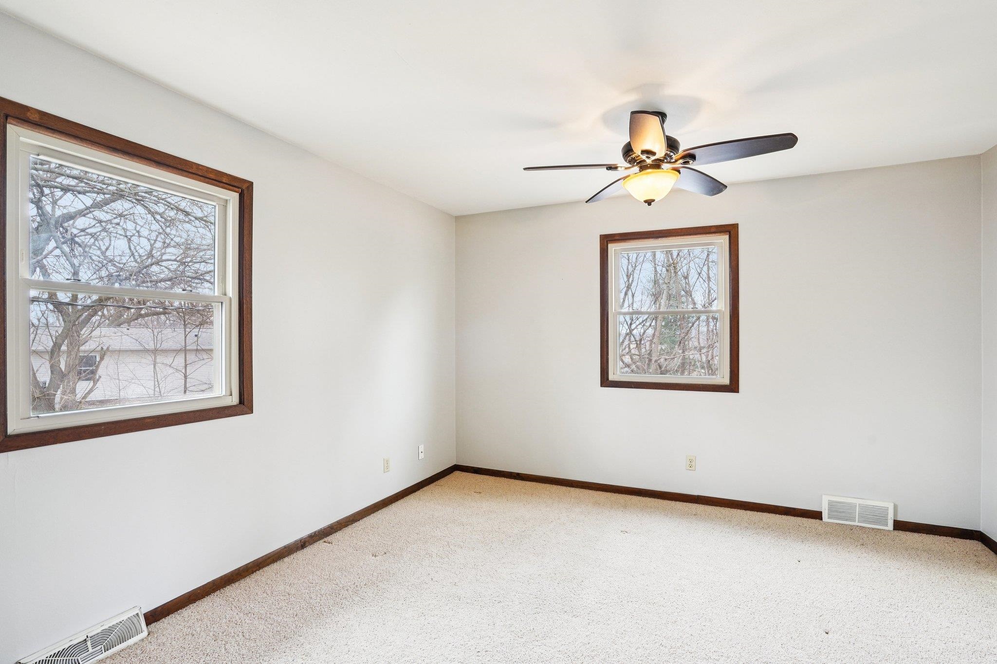 1764 Oakview Drive