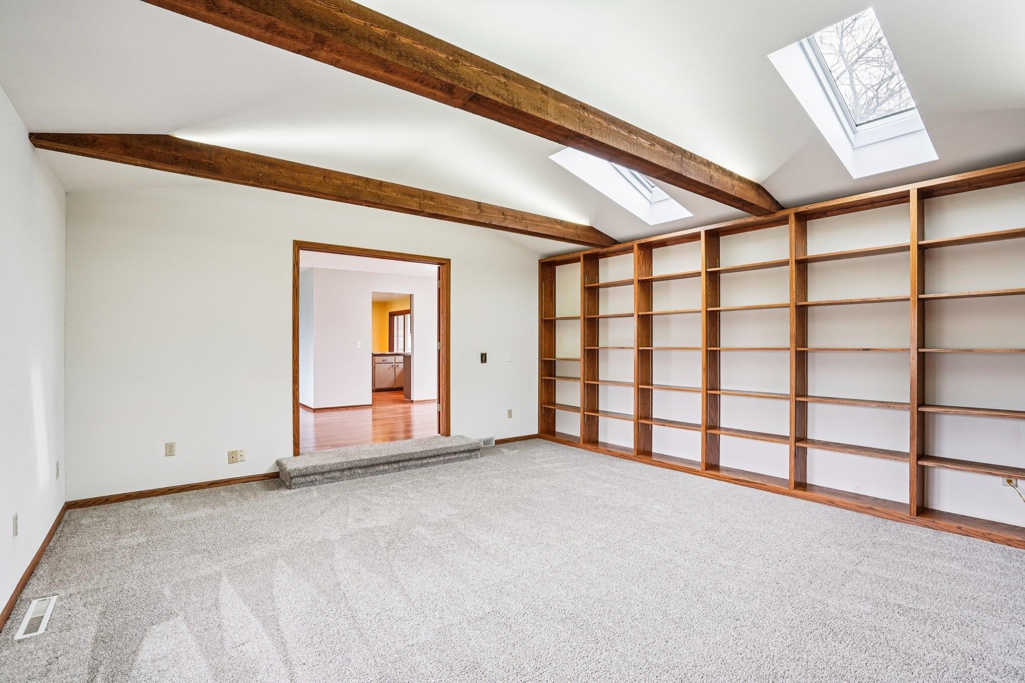 1764 Oakview Drive