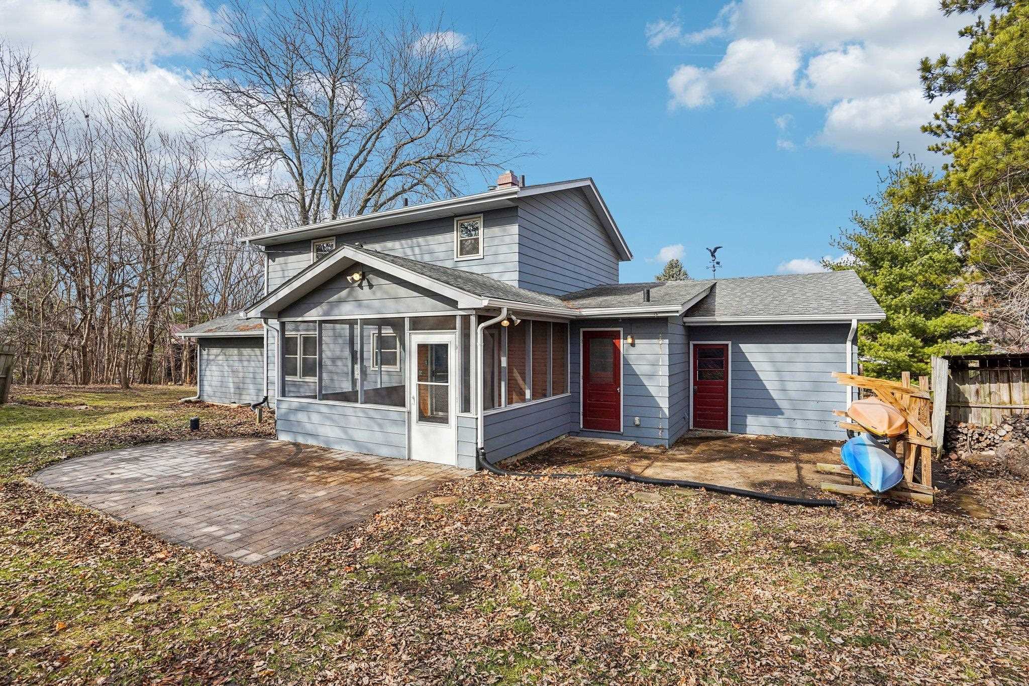 1764 Oakview Drive