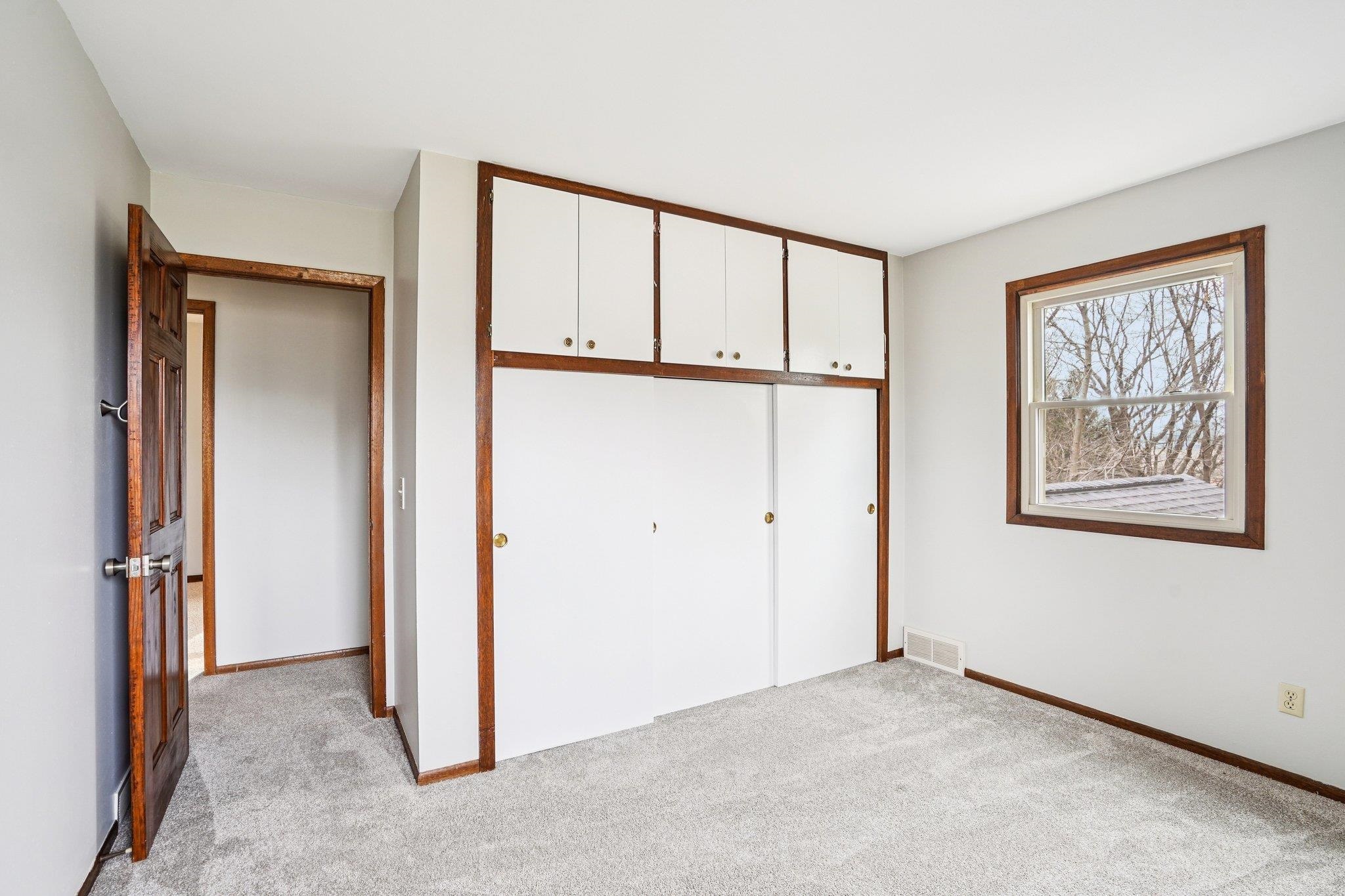 1764 Oakview Drive