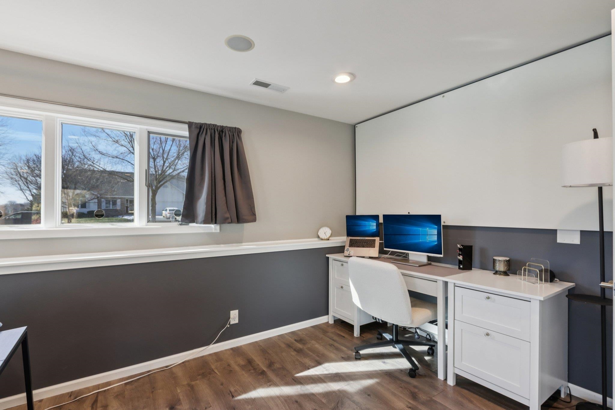 810 N Parkview Street