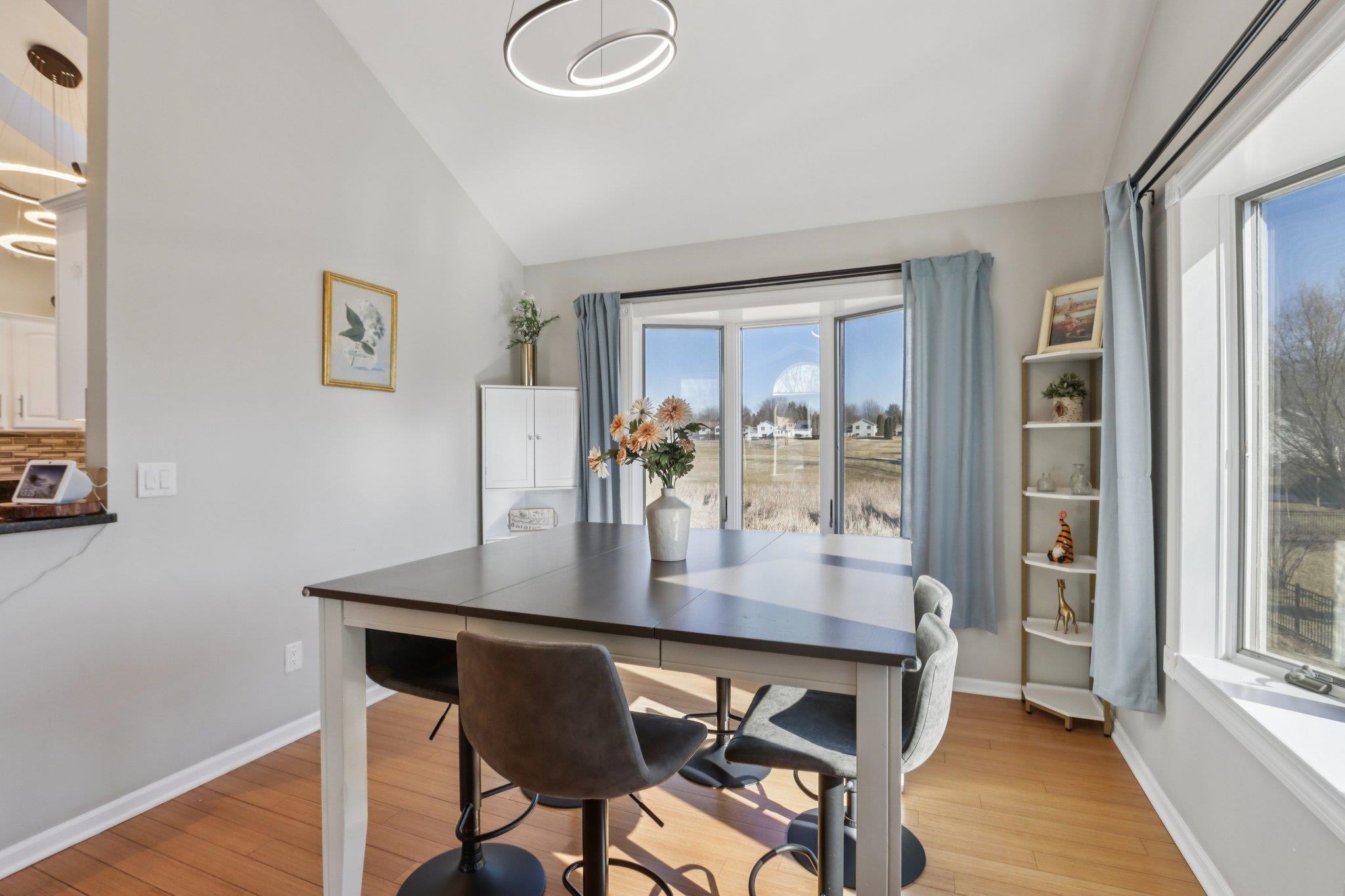 810 N Parkview Street