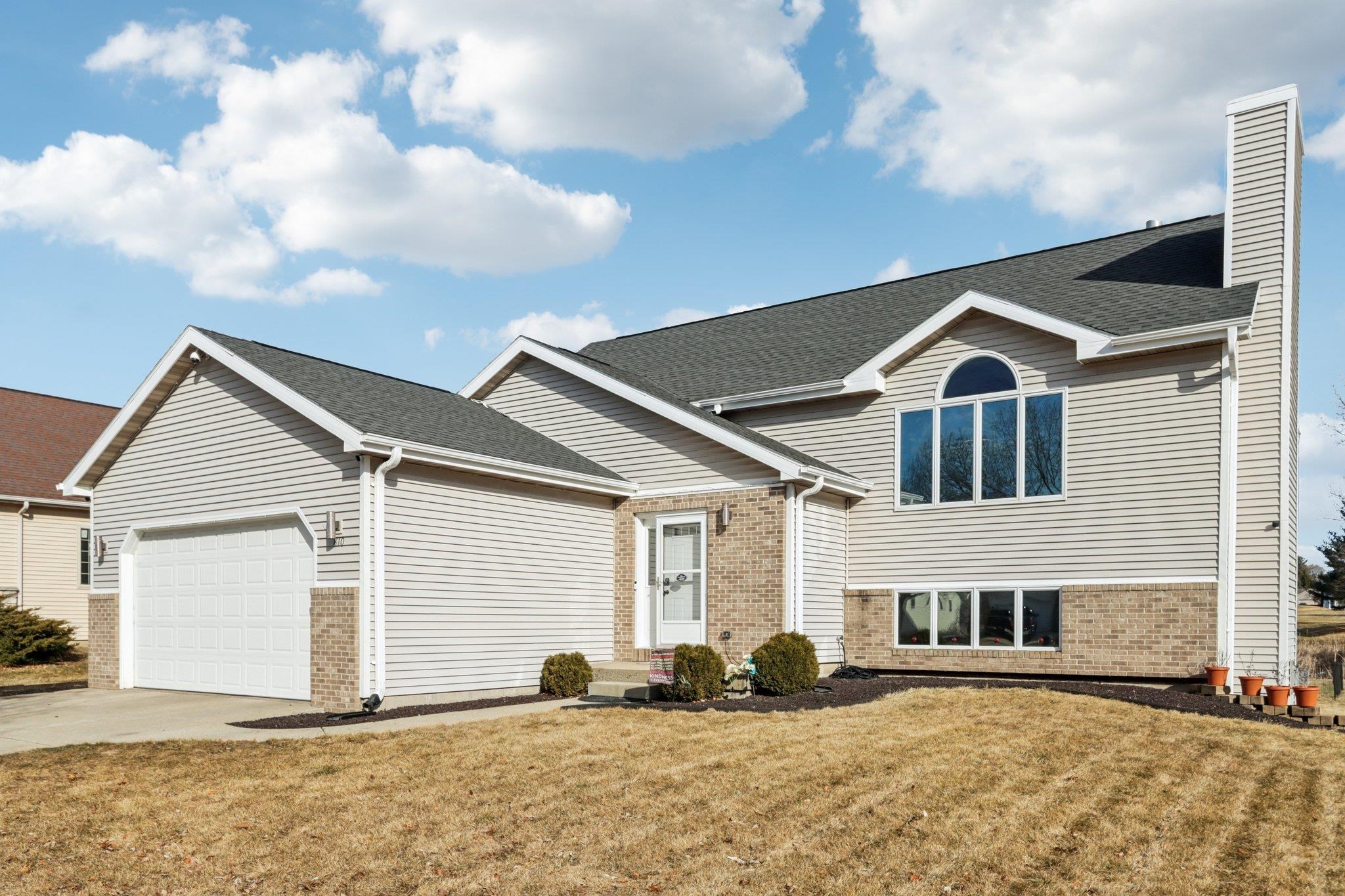 810 N Parkview Street