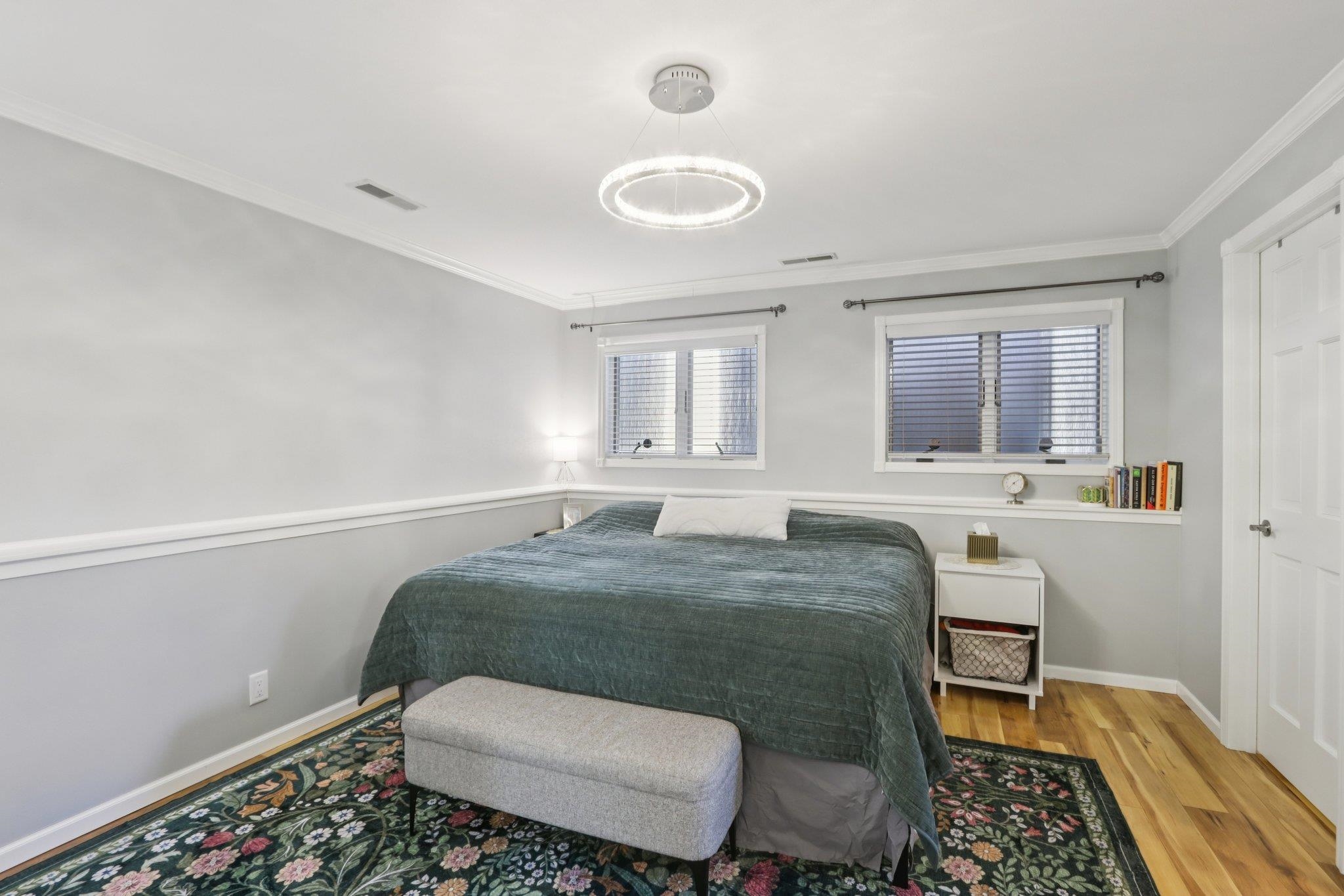 810 N Parkview Street