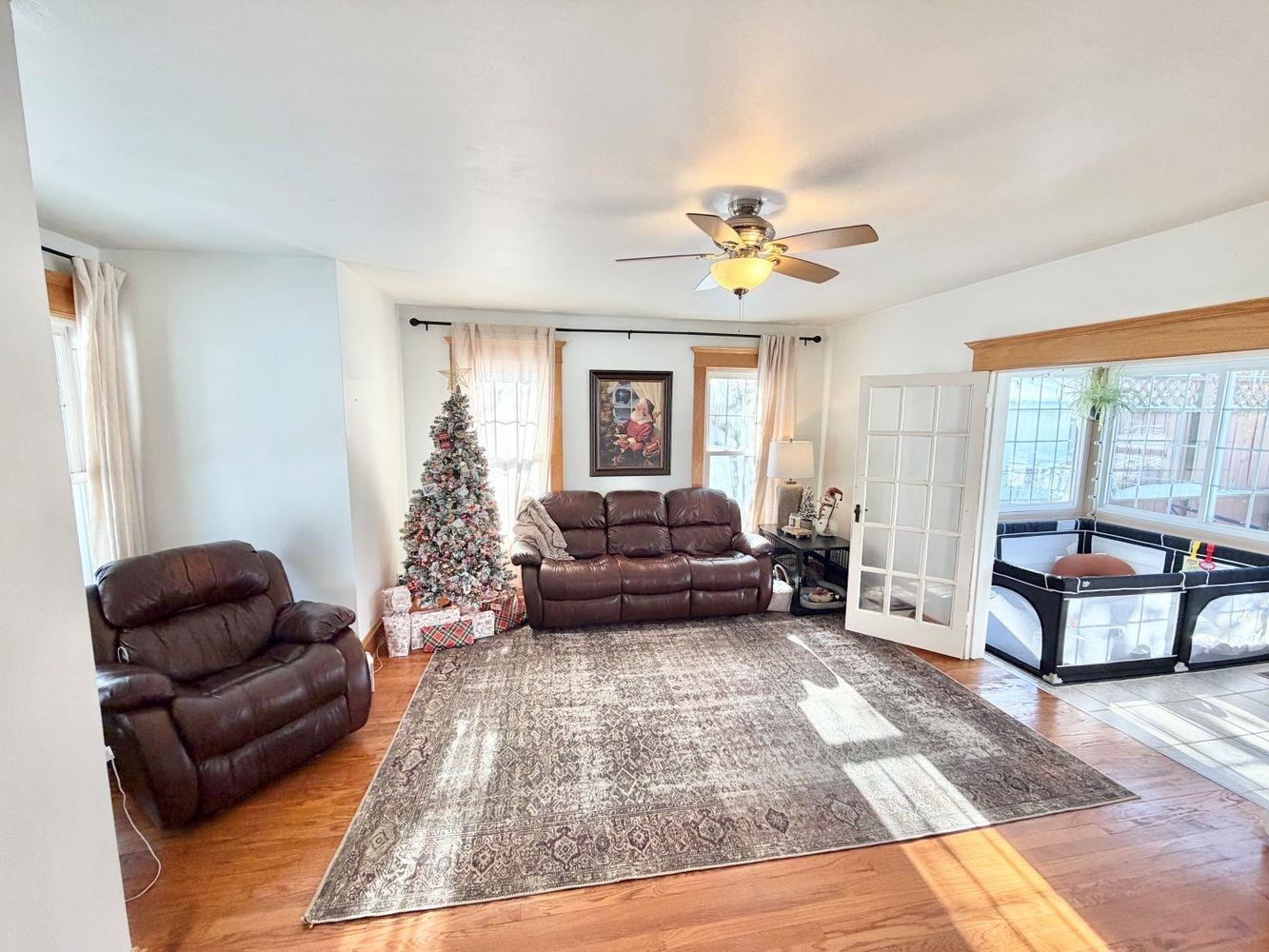 110 N Prairie Street