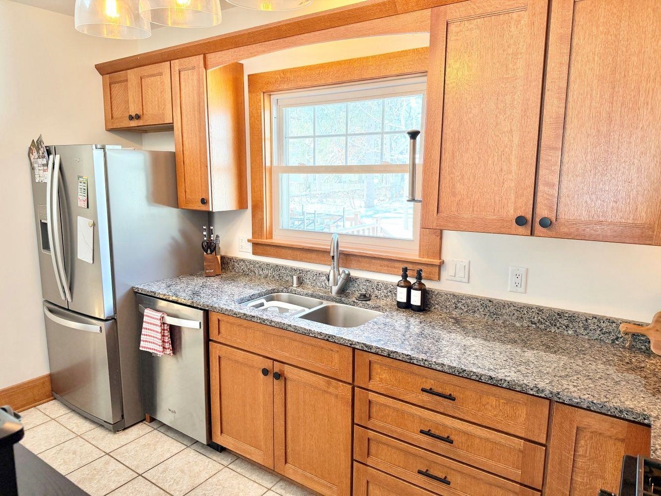 110 N Prairie Street