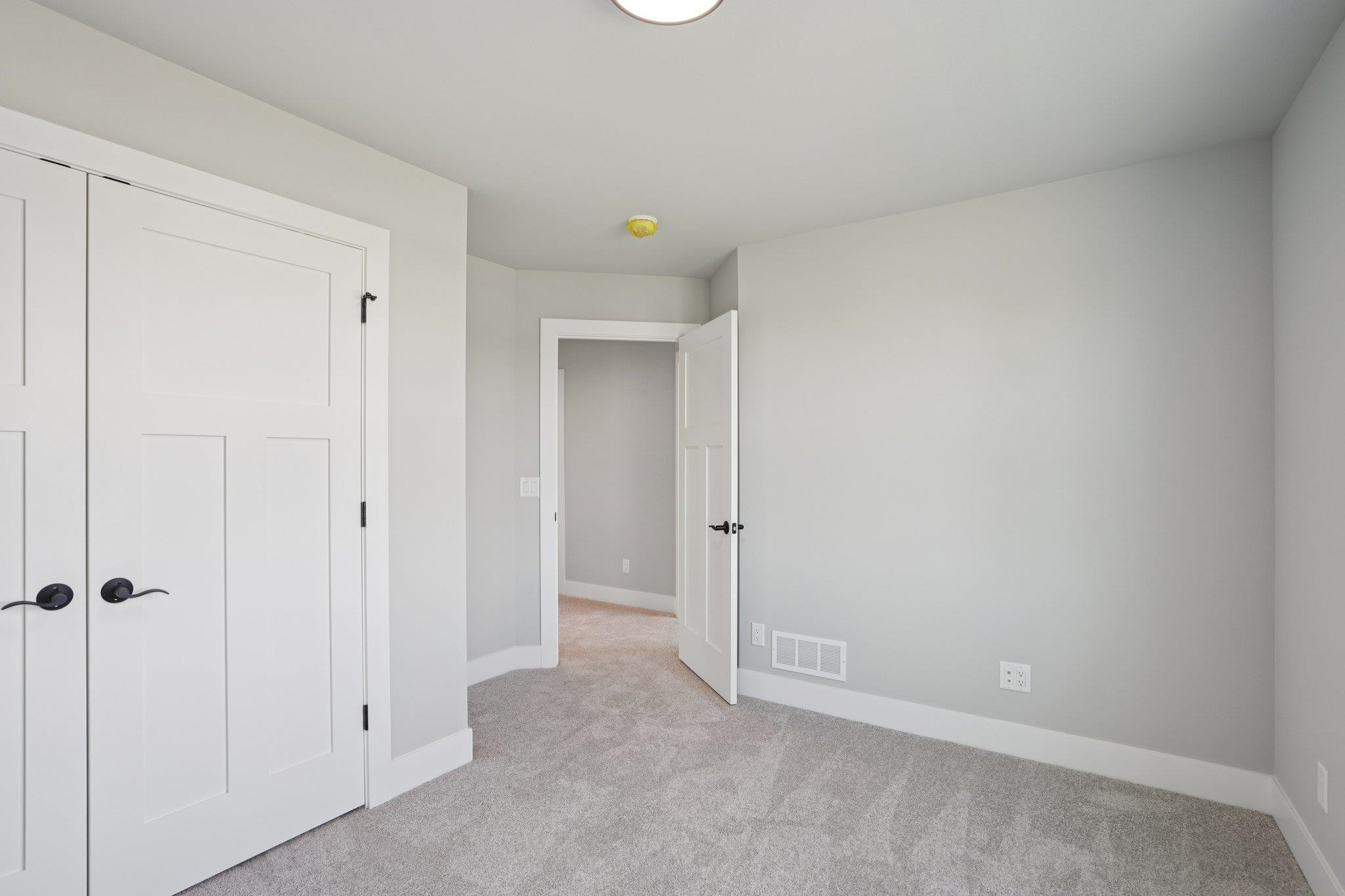 216 Cardinal Lane