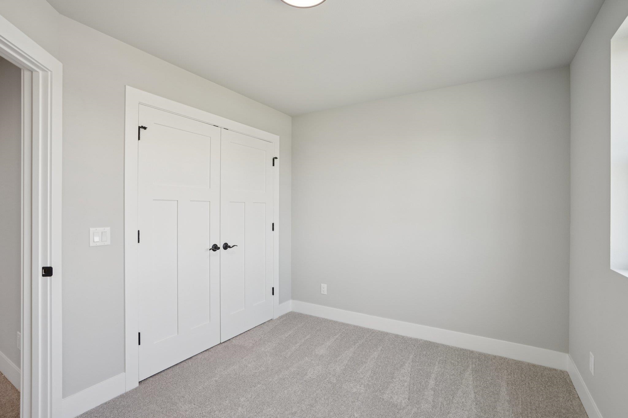 216 Cardinal Lane