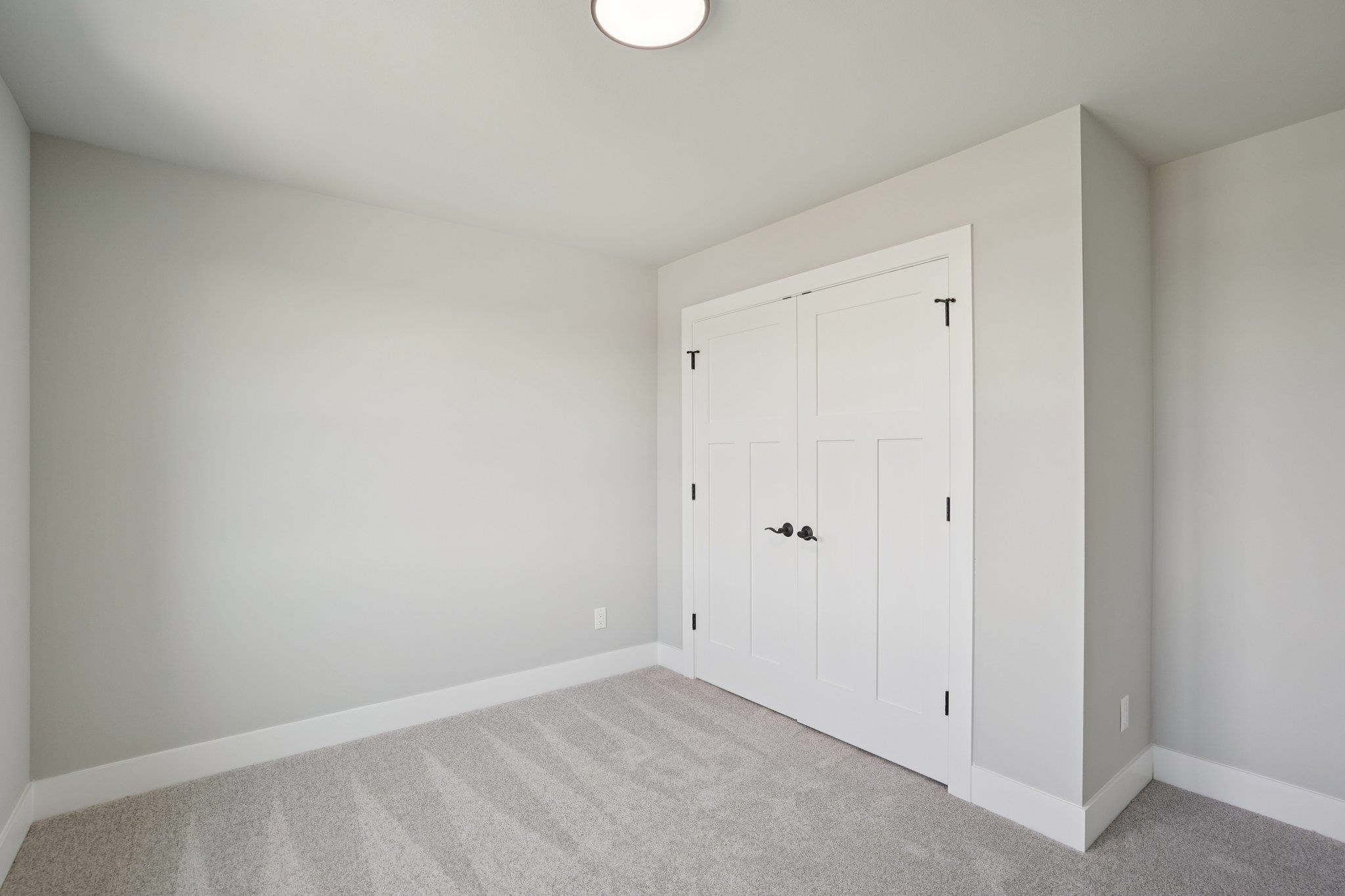 216 Cardinal Lane