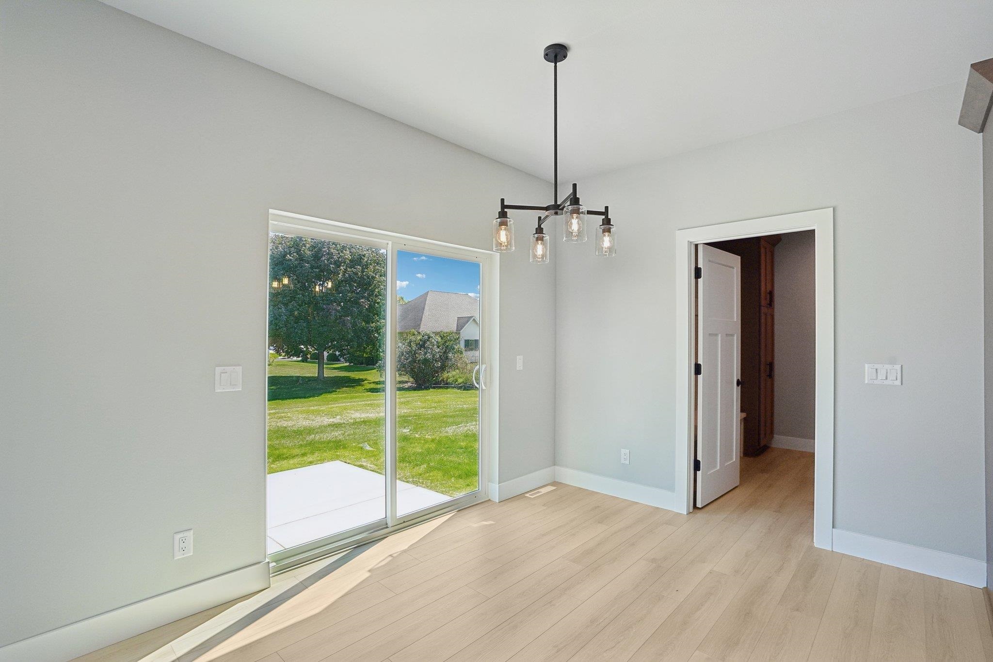 216 Cardinal Lane