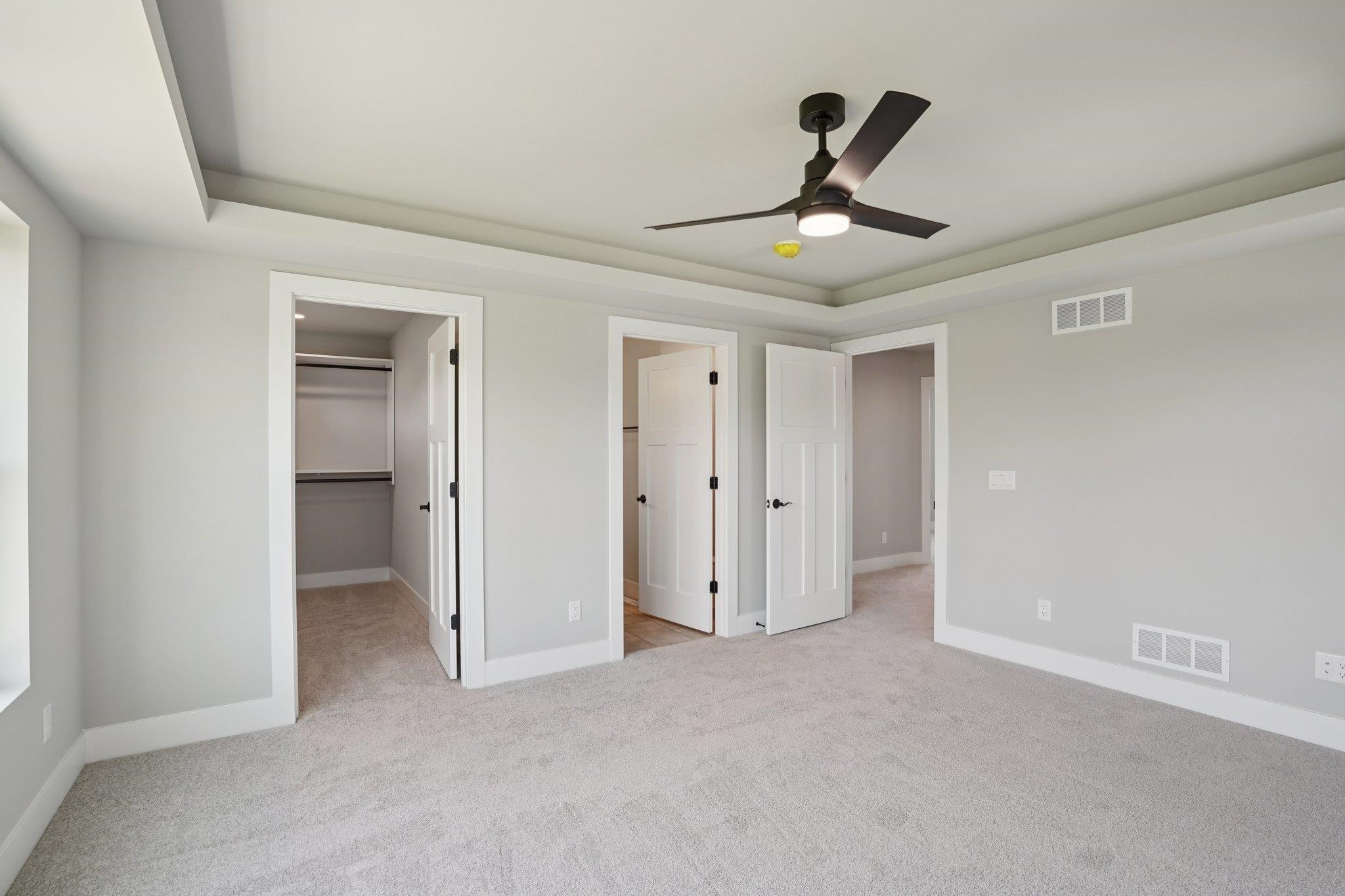 216 Cardinal Lane