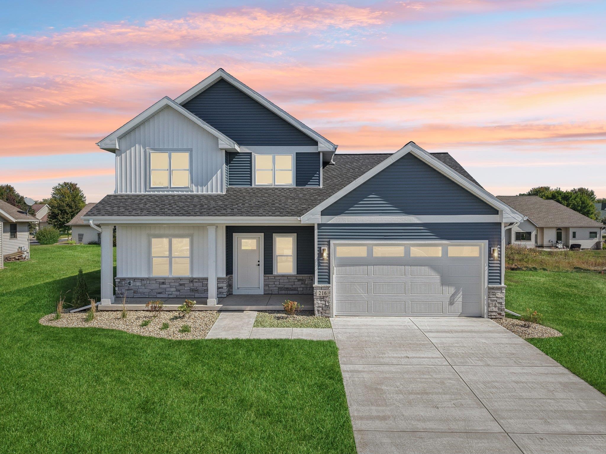 216 Cardinal Lane
