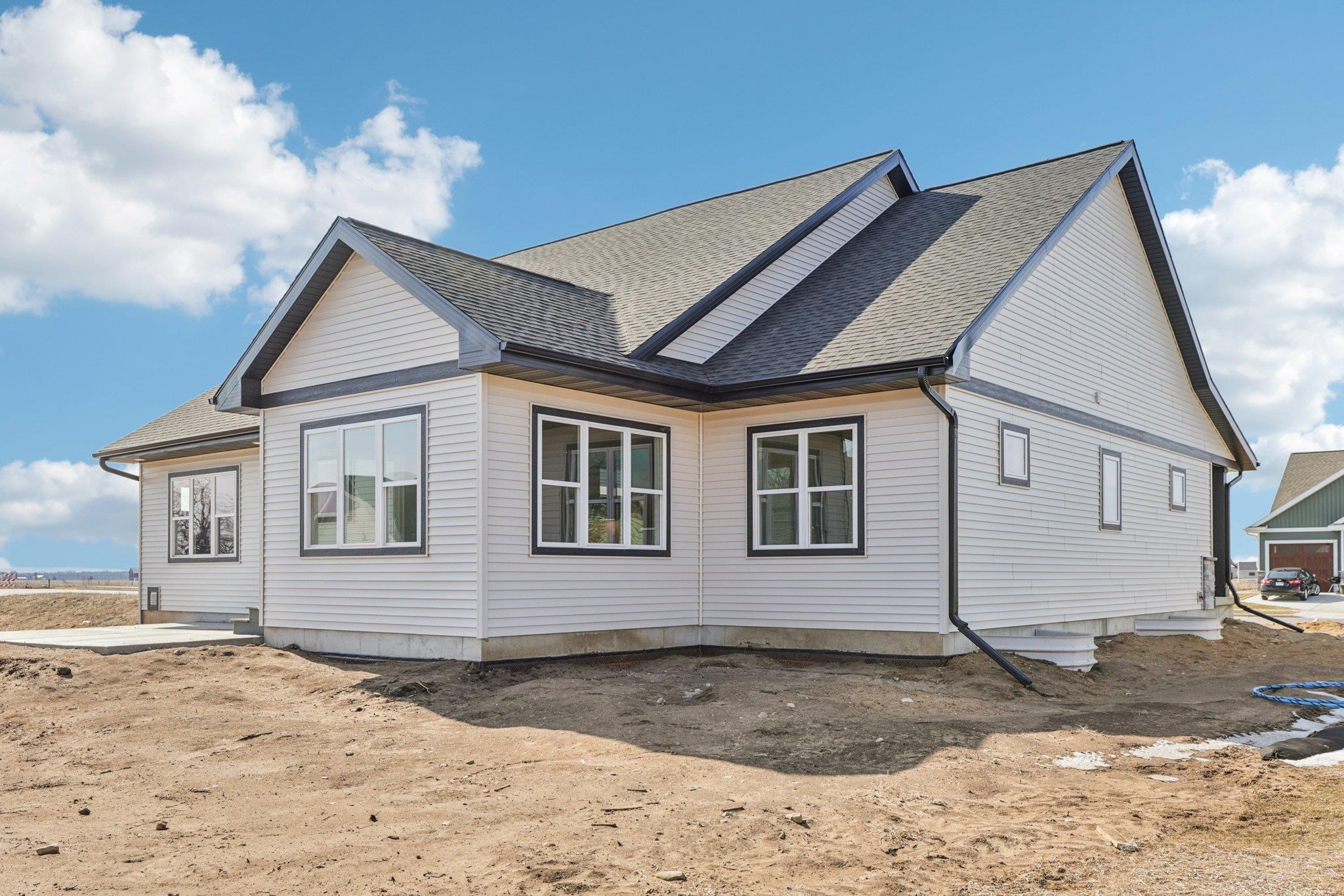 228 Cardinal Lane