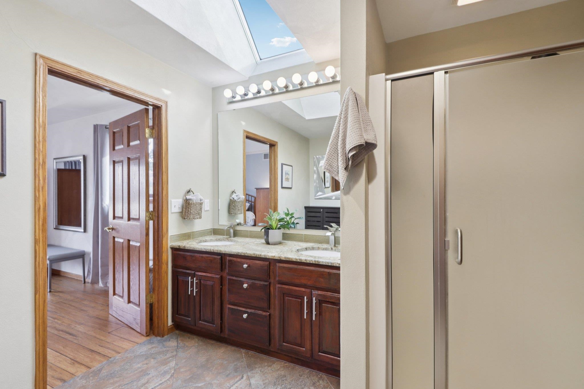 5735 Longford Terrace