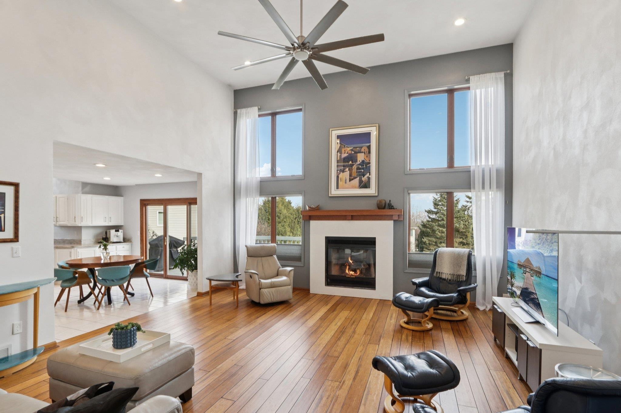 5735 Longford Terrace