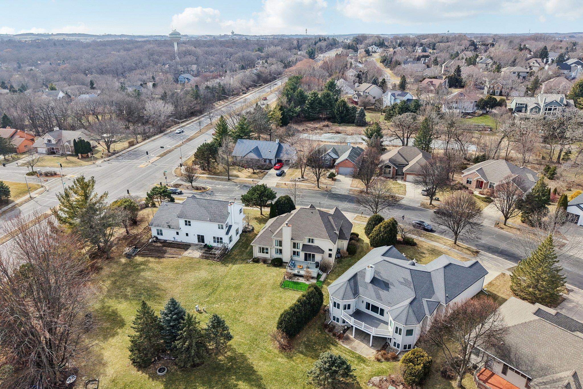 5735 Longford Terrace