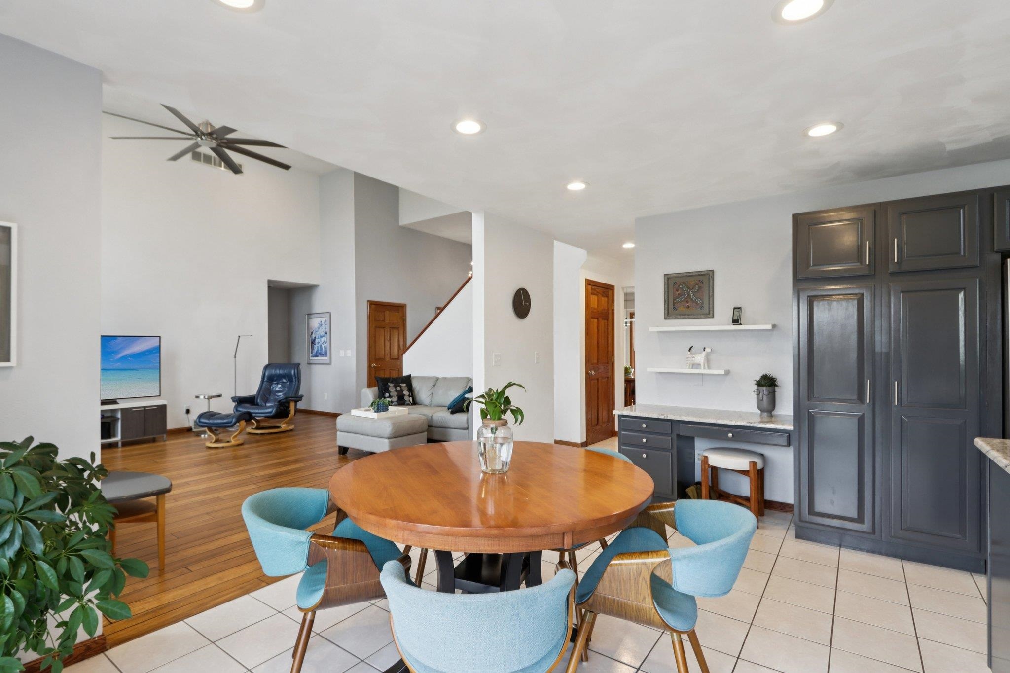 5735 Longford Terrace