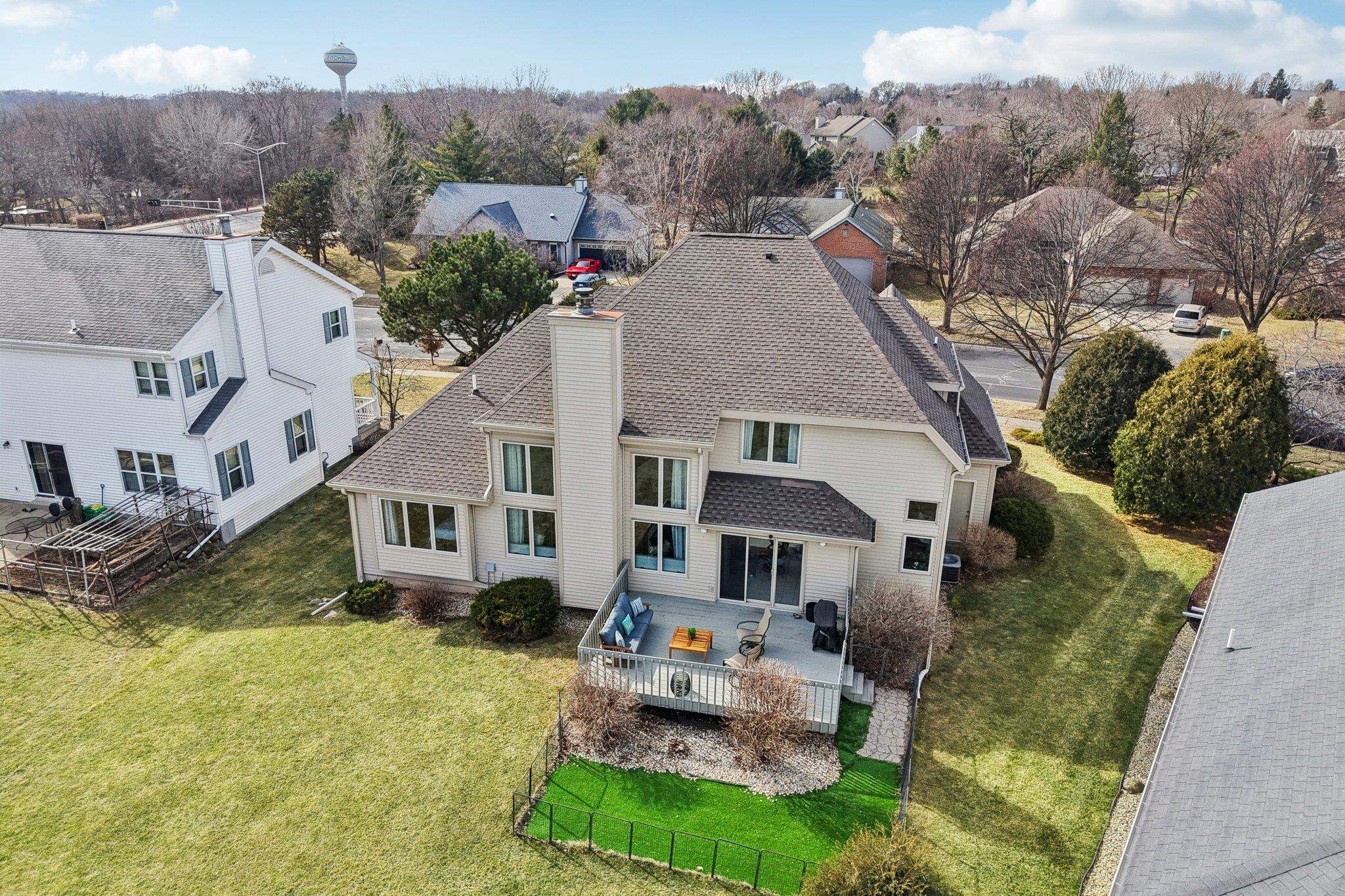 5735 Longford Terrace