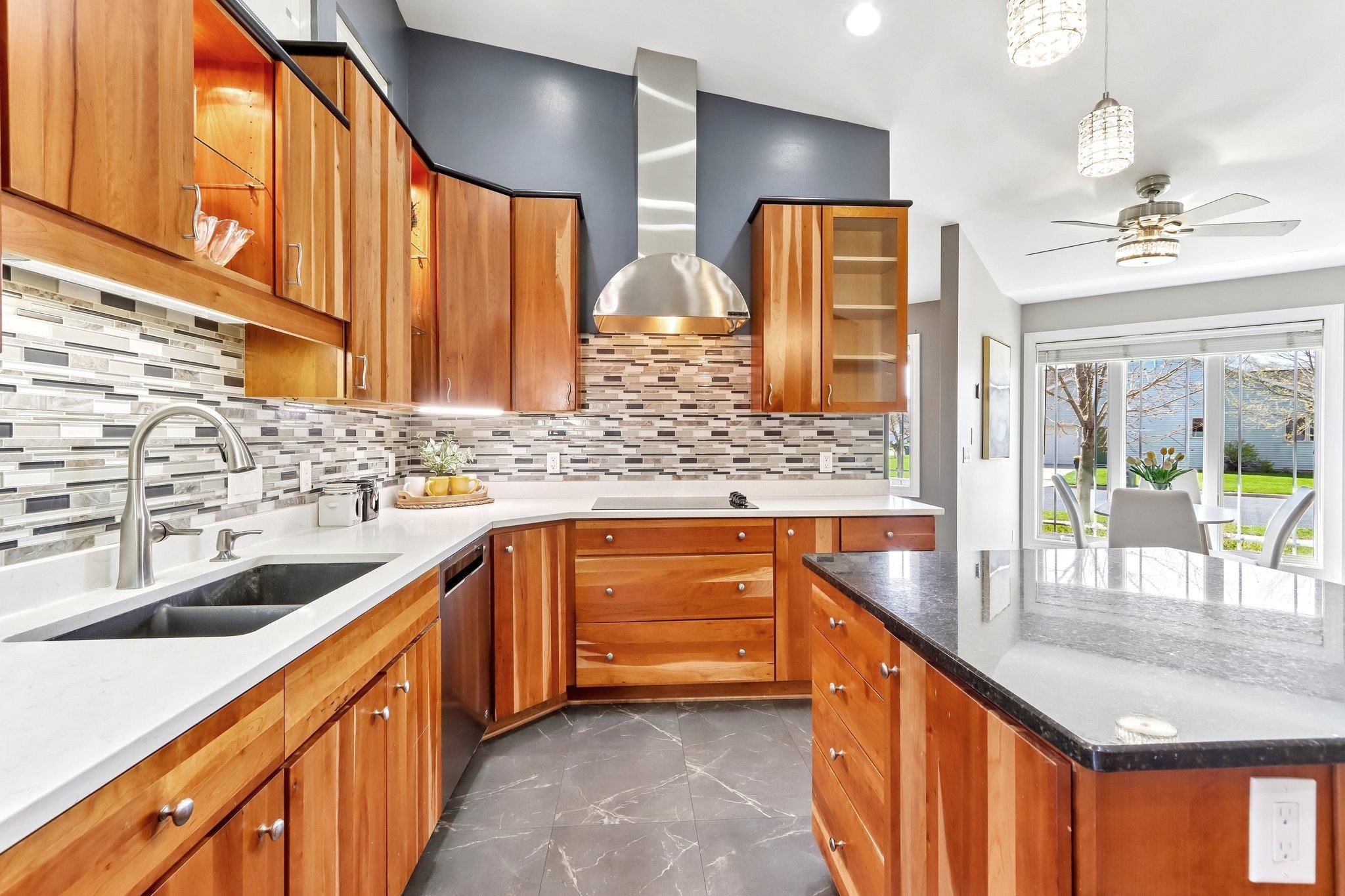 1701 Mulberry Street