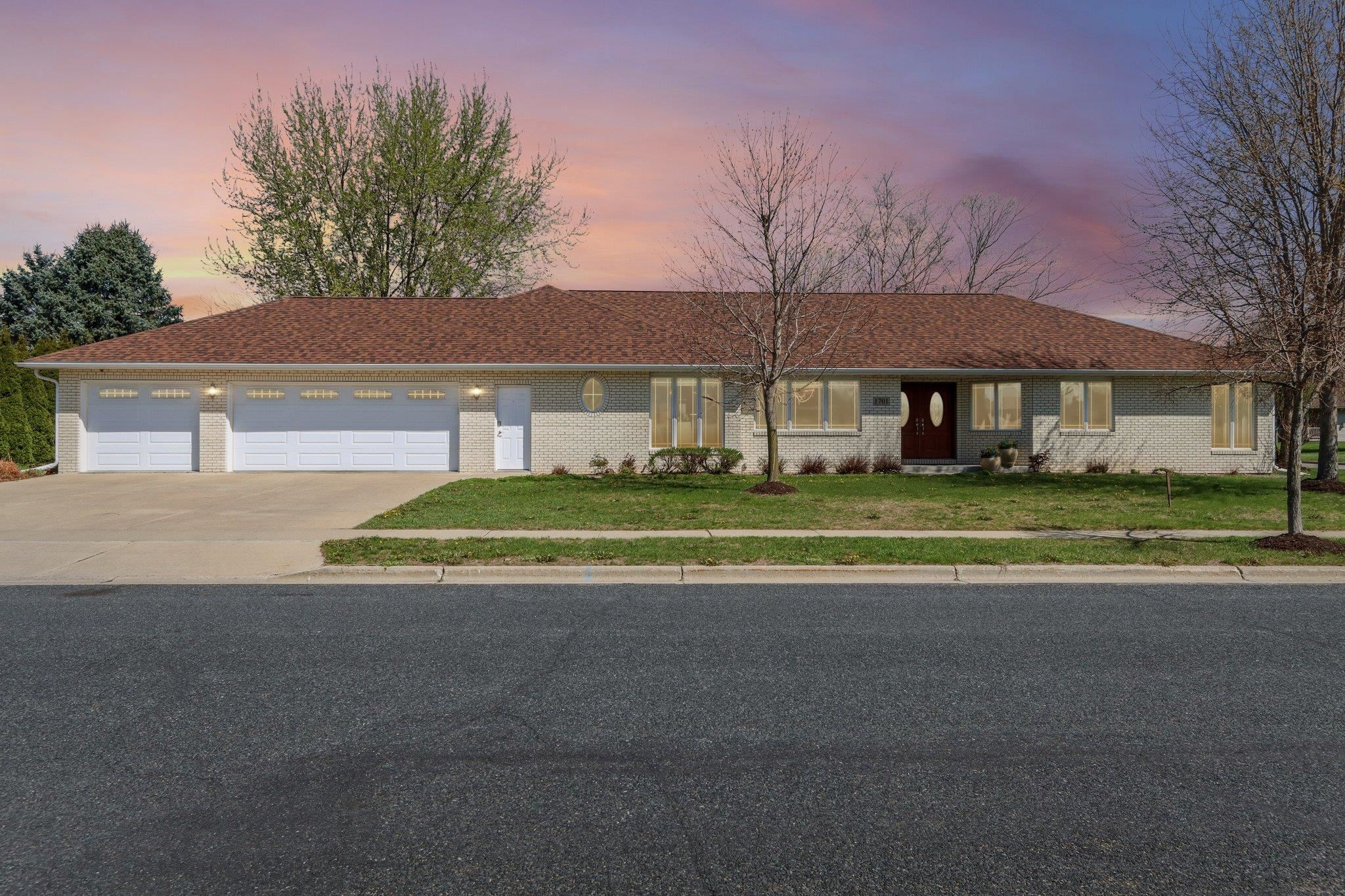 1701 Mulberry Street