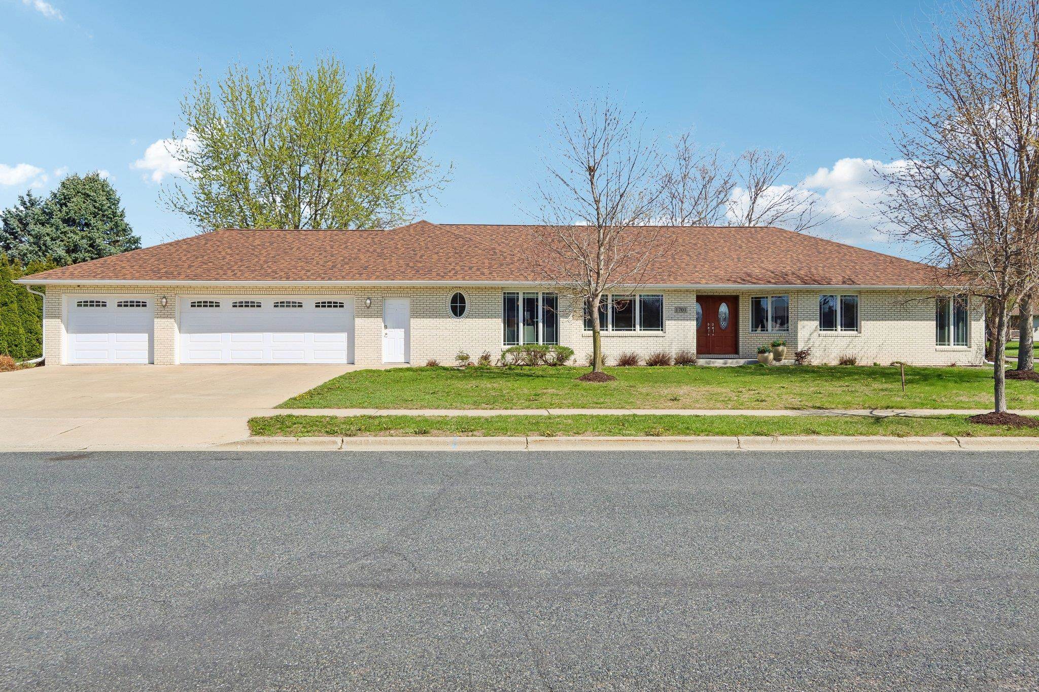 1701 Mulberry Street