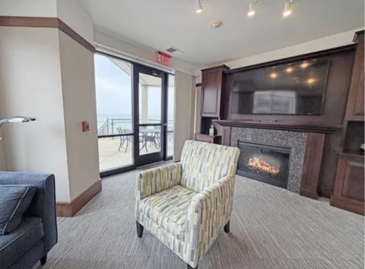 101 Ferchland Place 306