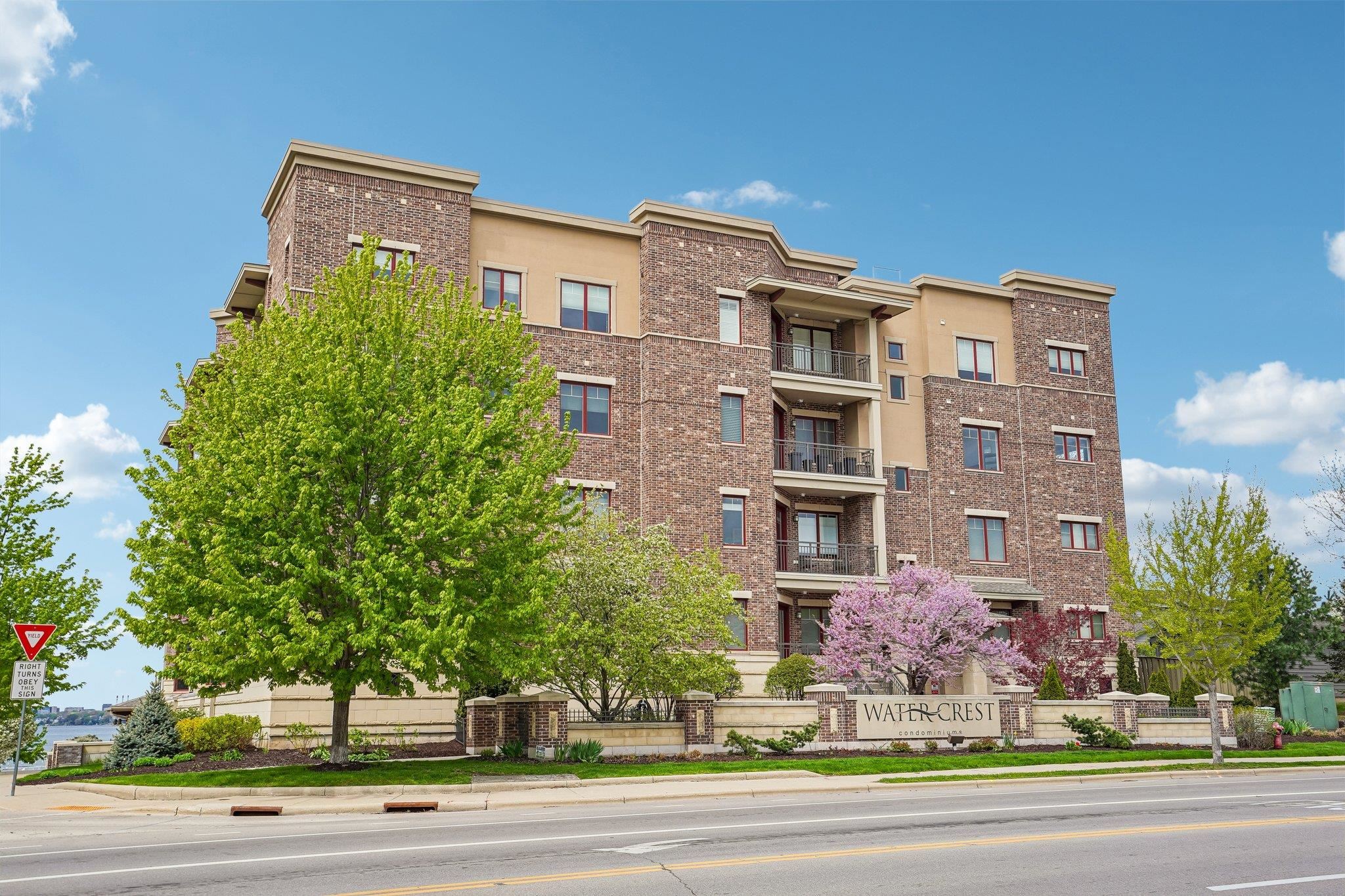 101 Ferchland Place 306