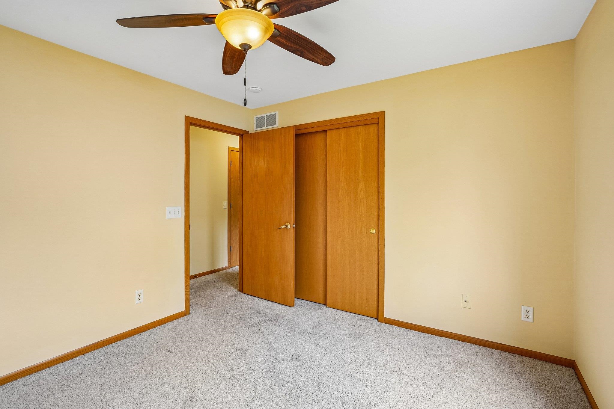 7526 Crawling Stone Road