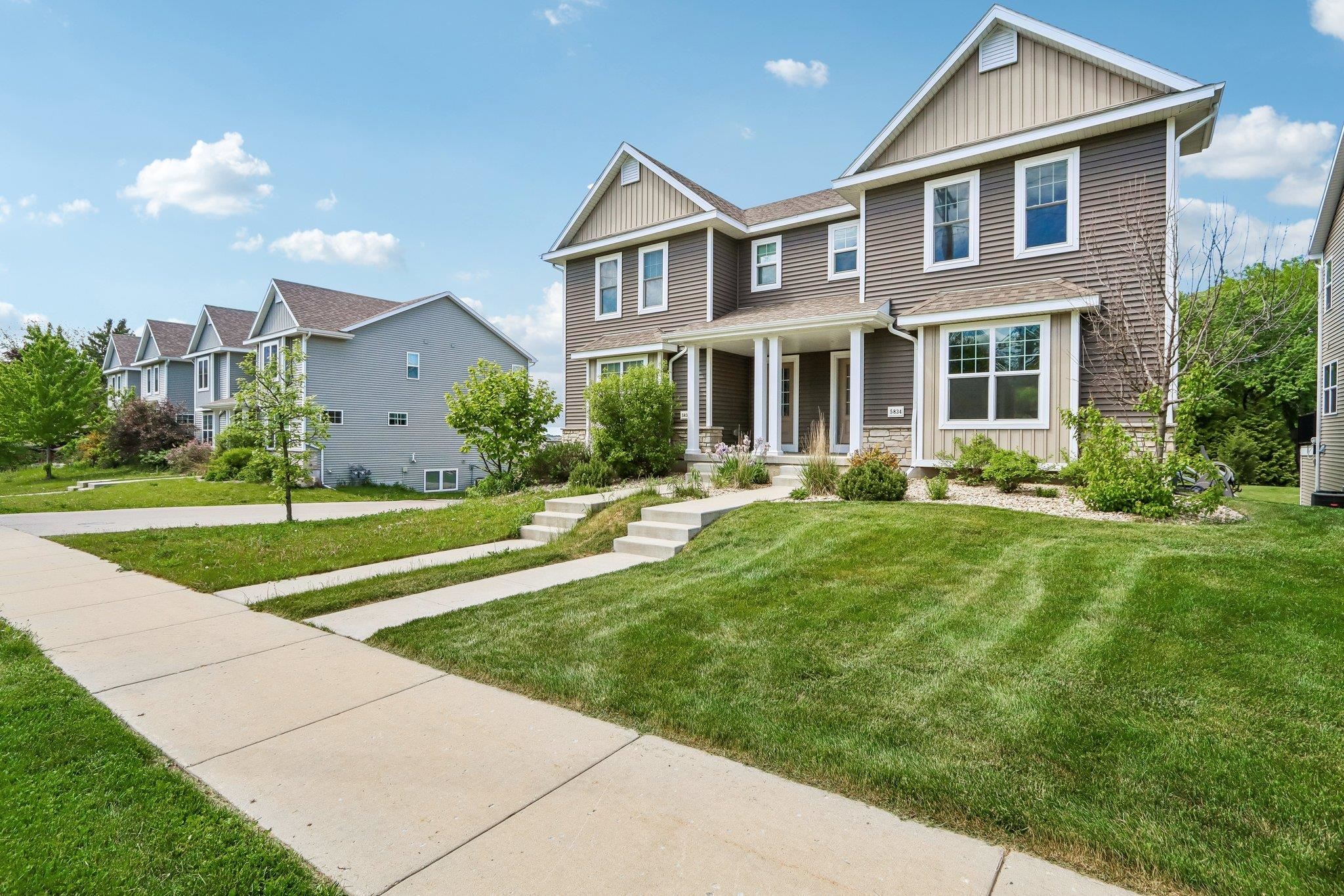 5834 Lien Road