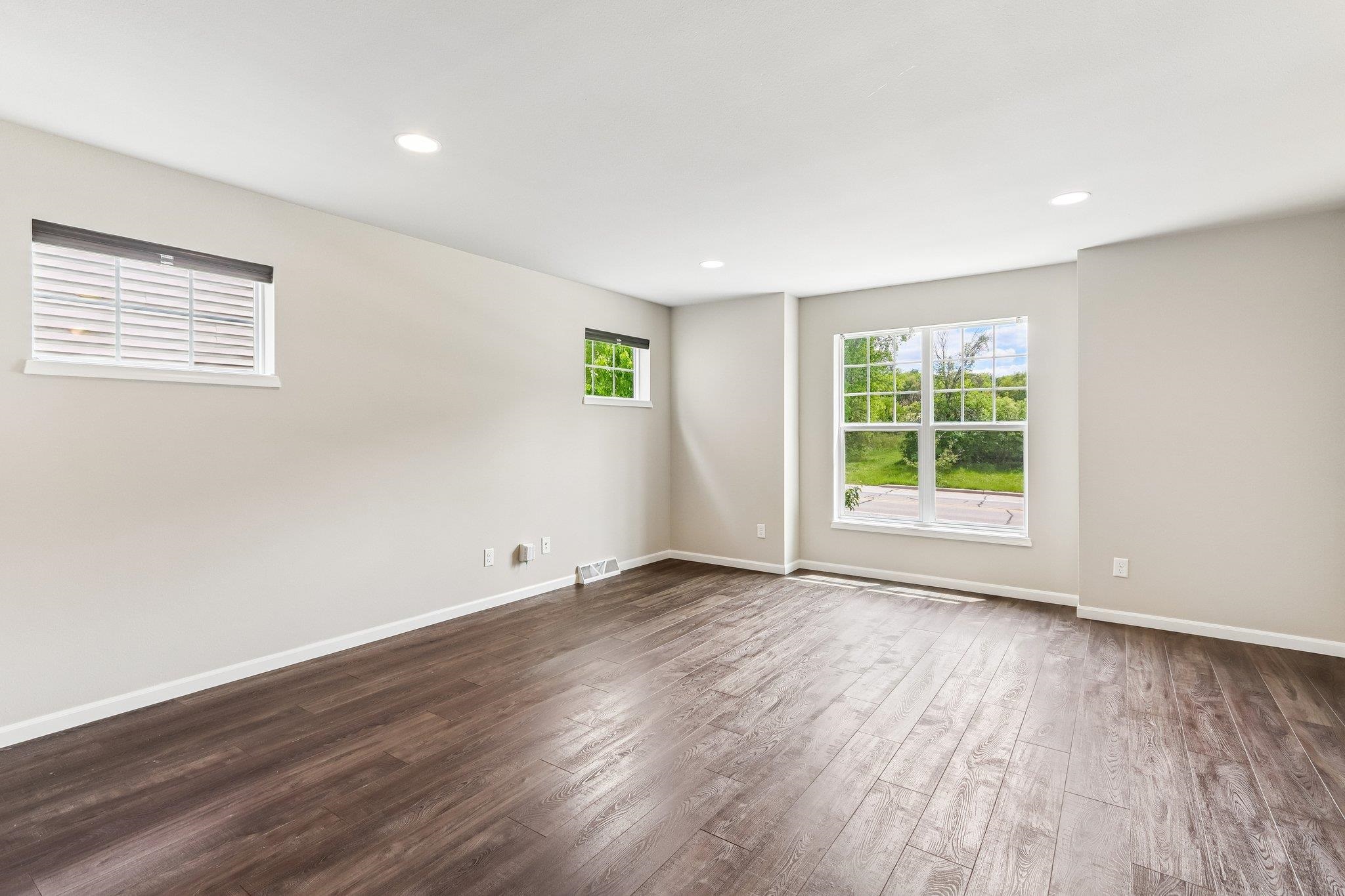 5834 Lien Road