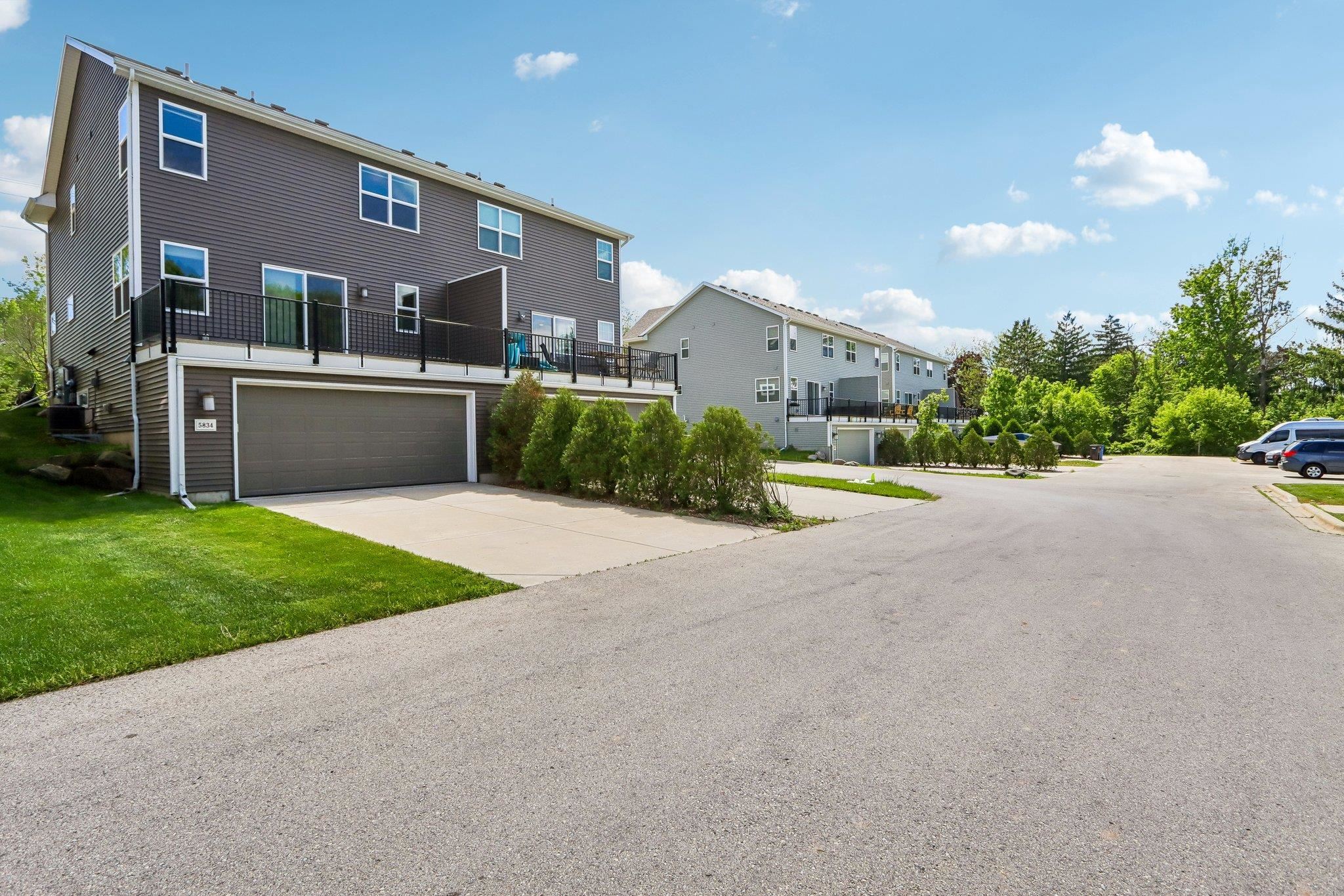 5834 Lien Road