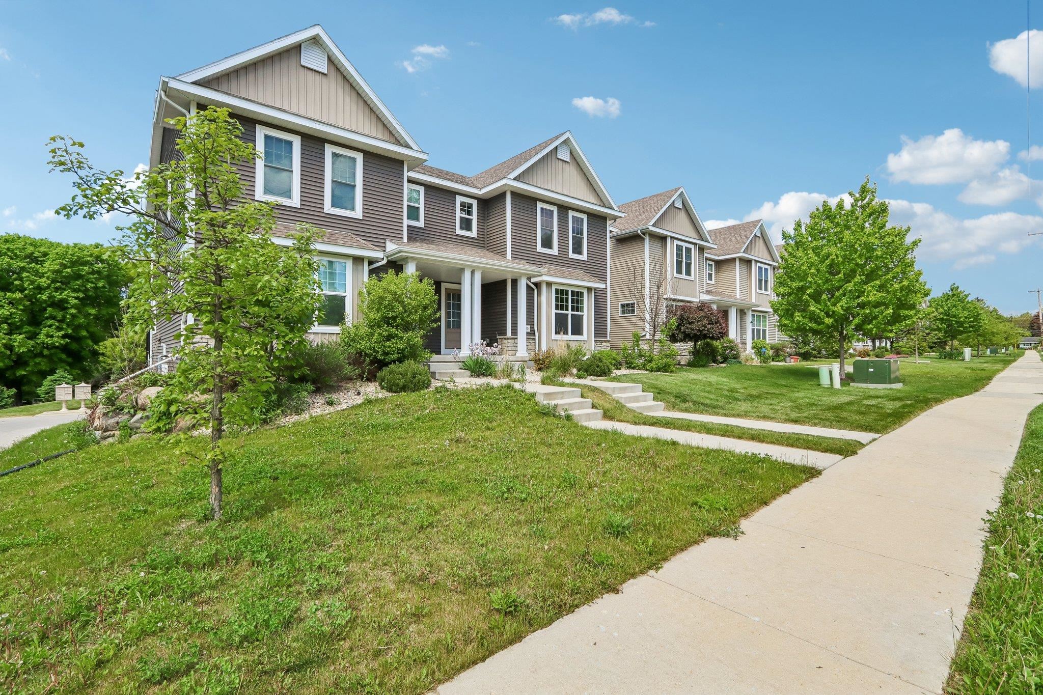 5834 Lien Road