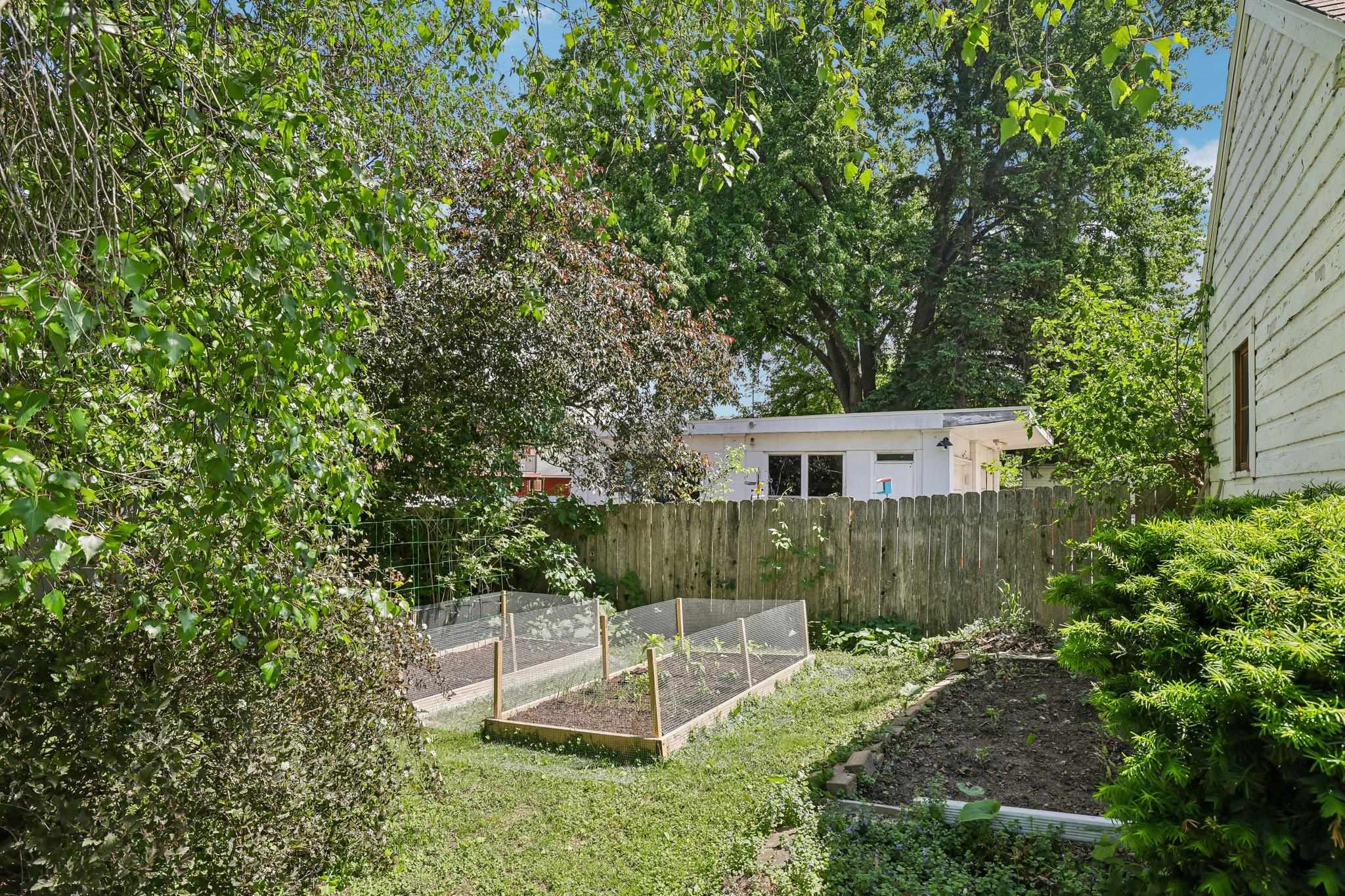 1329 N Sherman Avenue