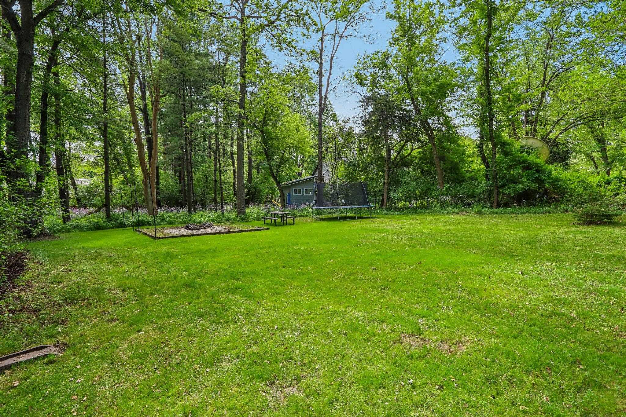 N4375 Poplar Avenue