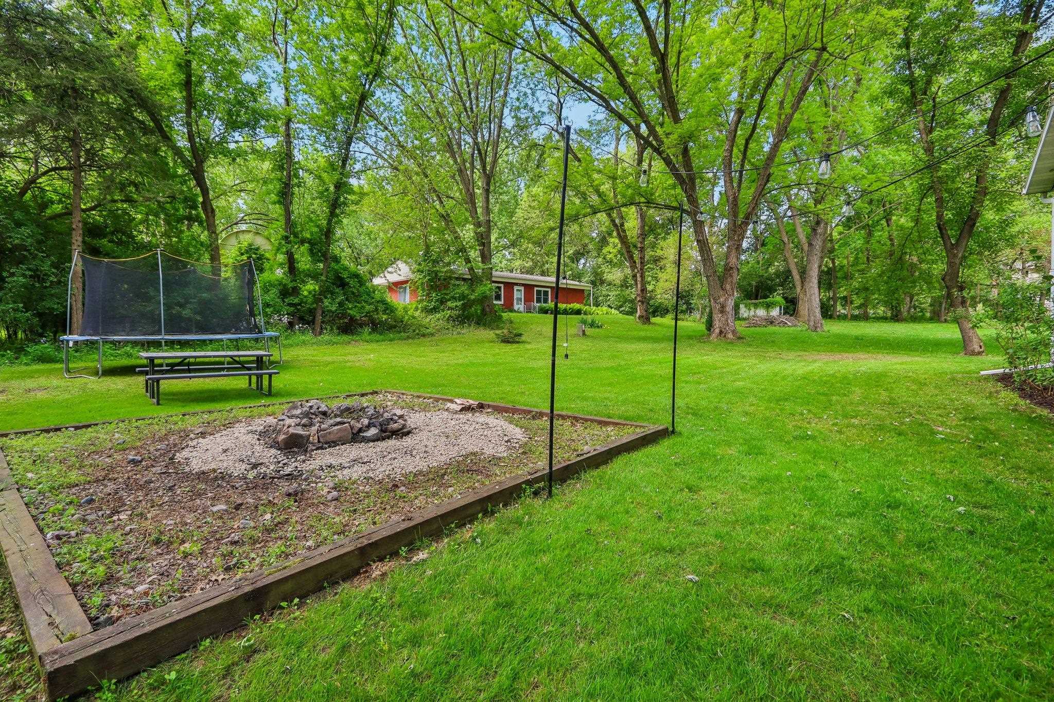 N4375 Poplar Avenue