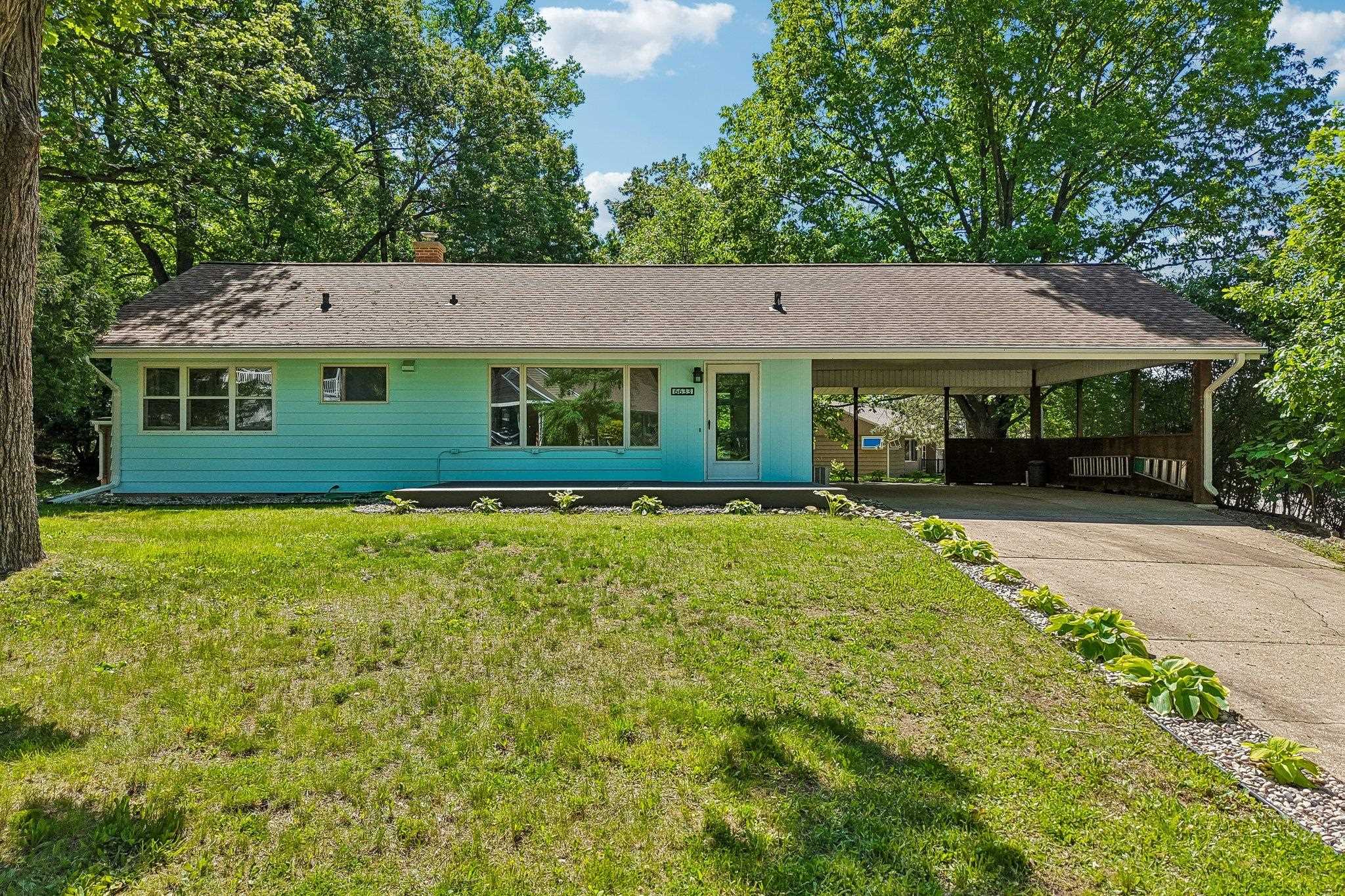 6633 E Wood Circle