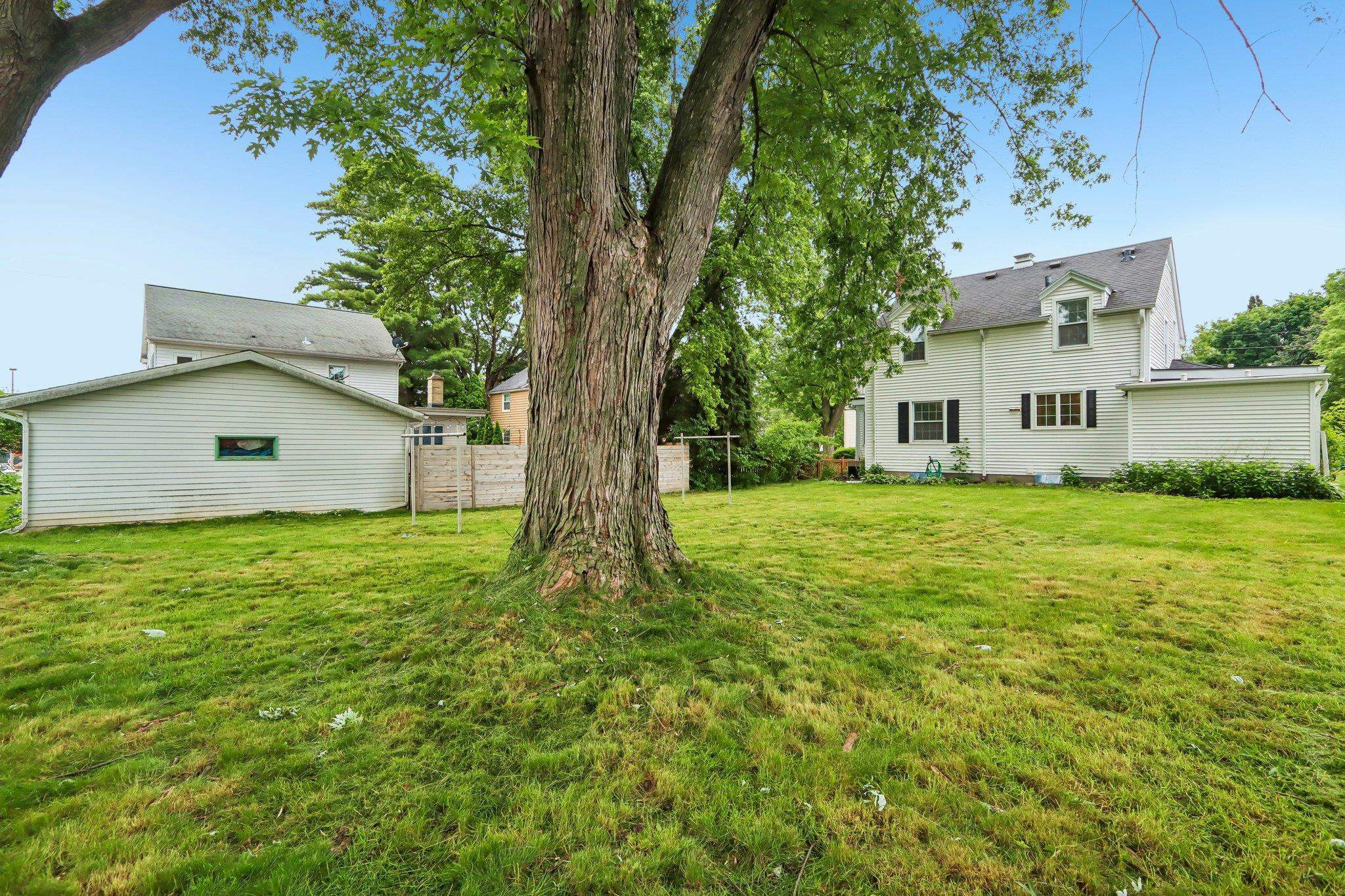 7008 Elmwood Avenue