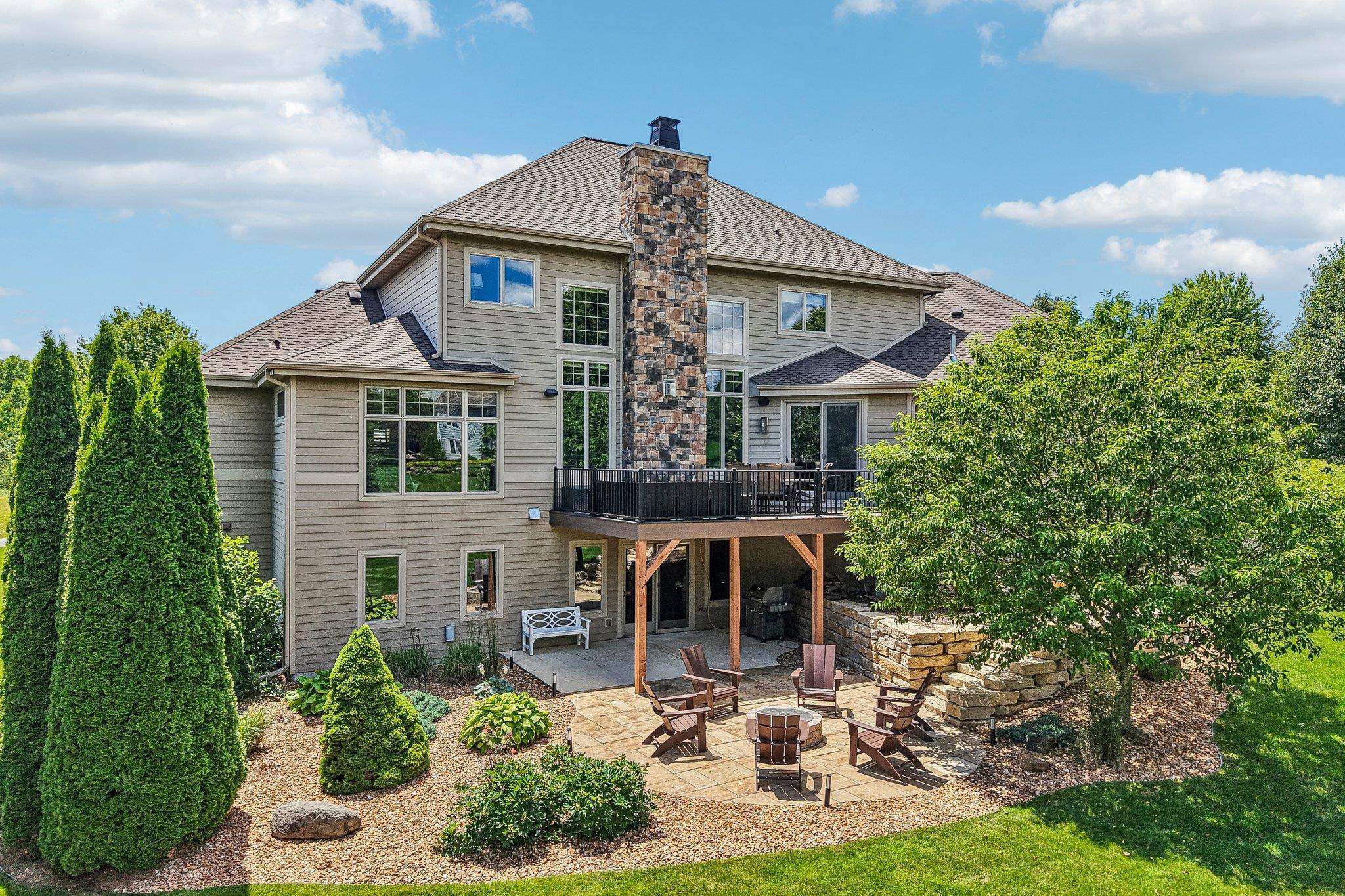 4498 Nina Lane