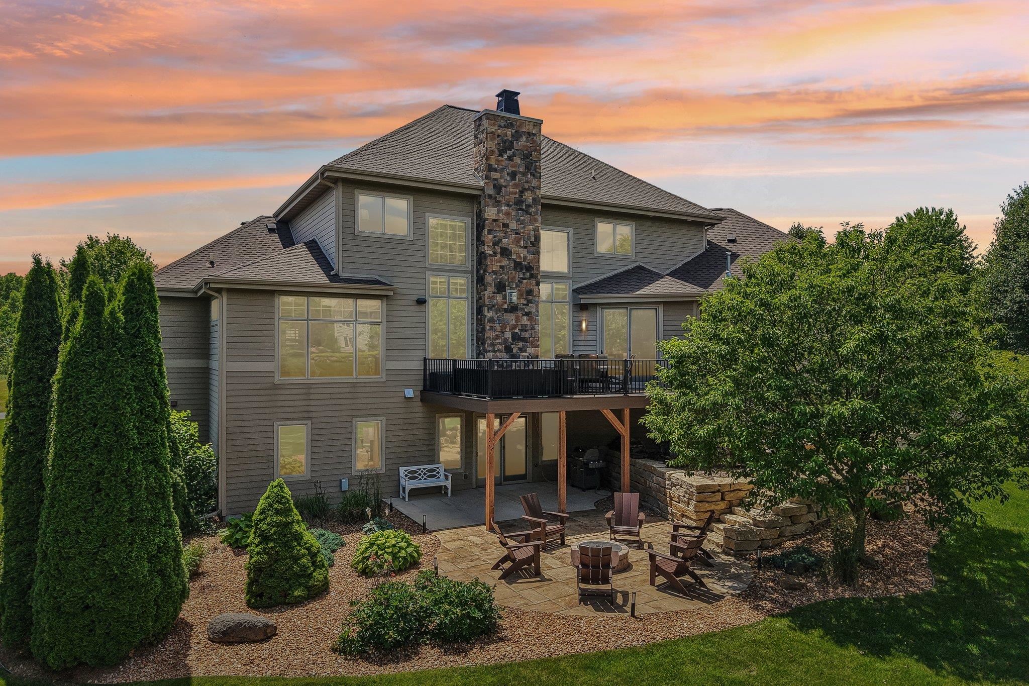 4498 Nina Lane