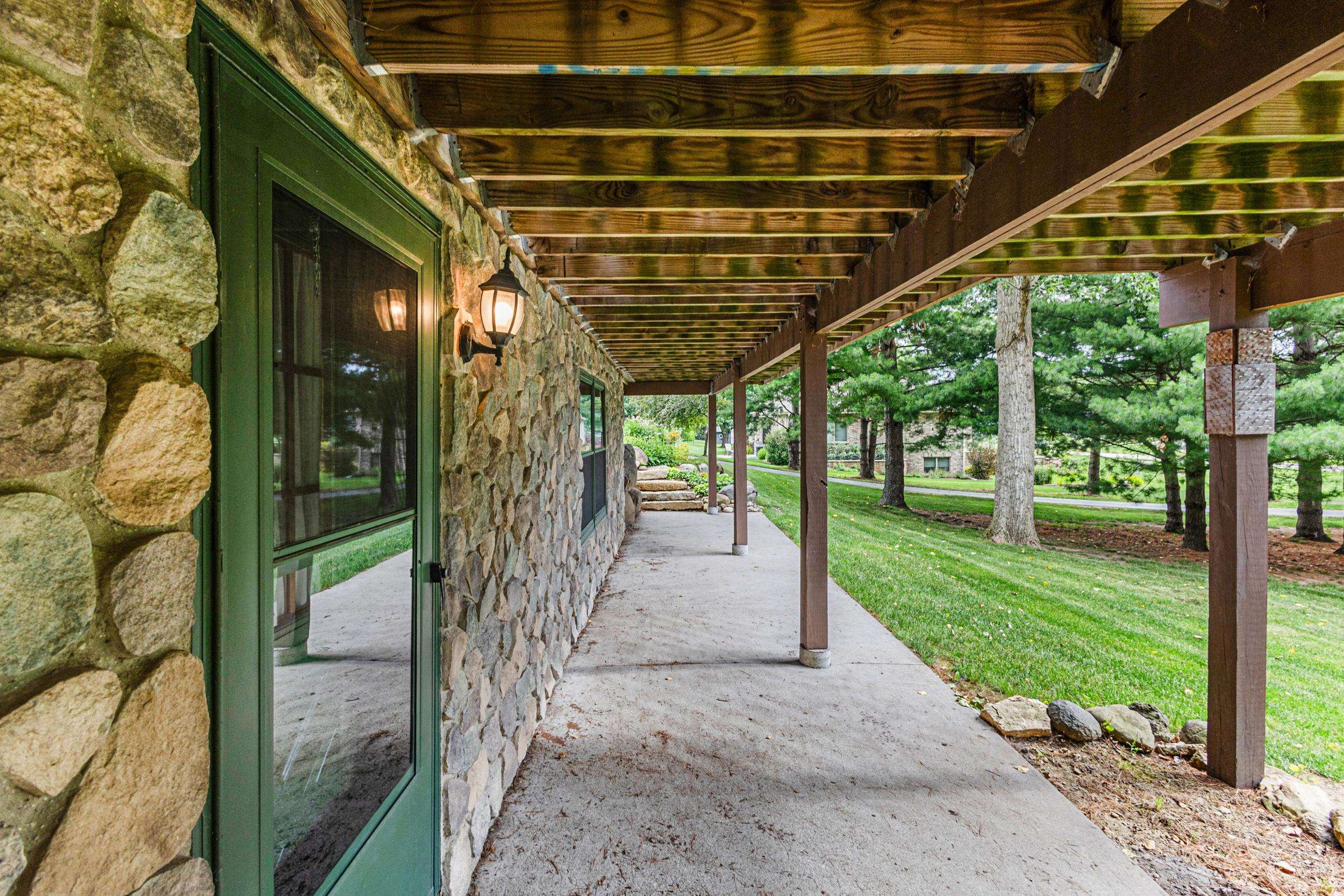 2555 Brown Deer Road