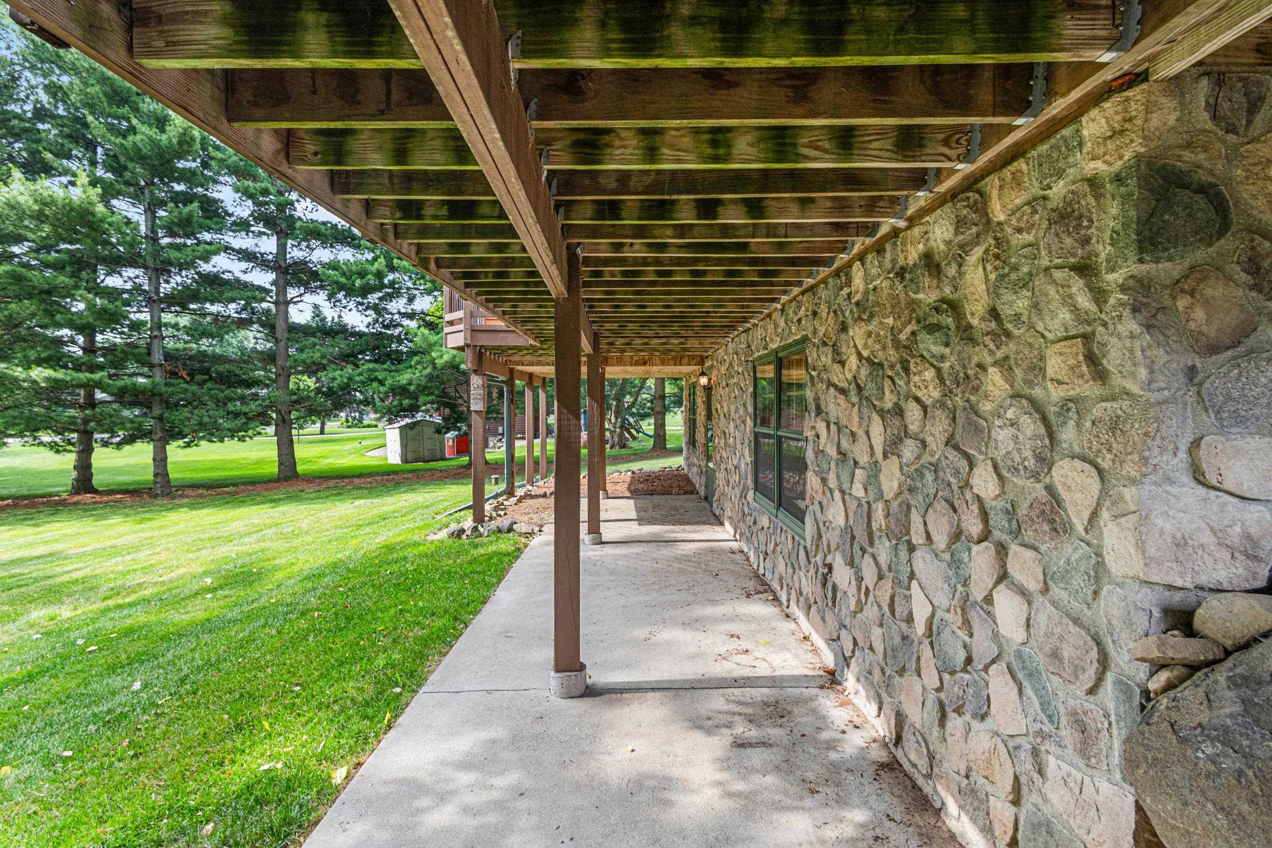 2555 Brown Deer Road