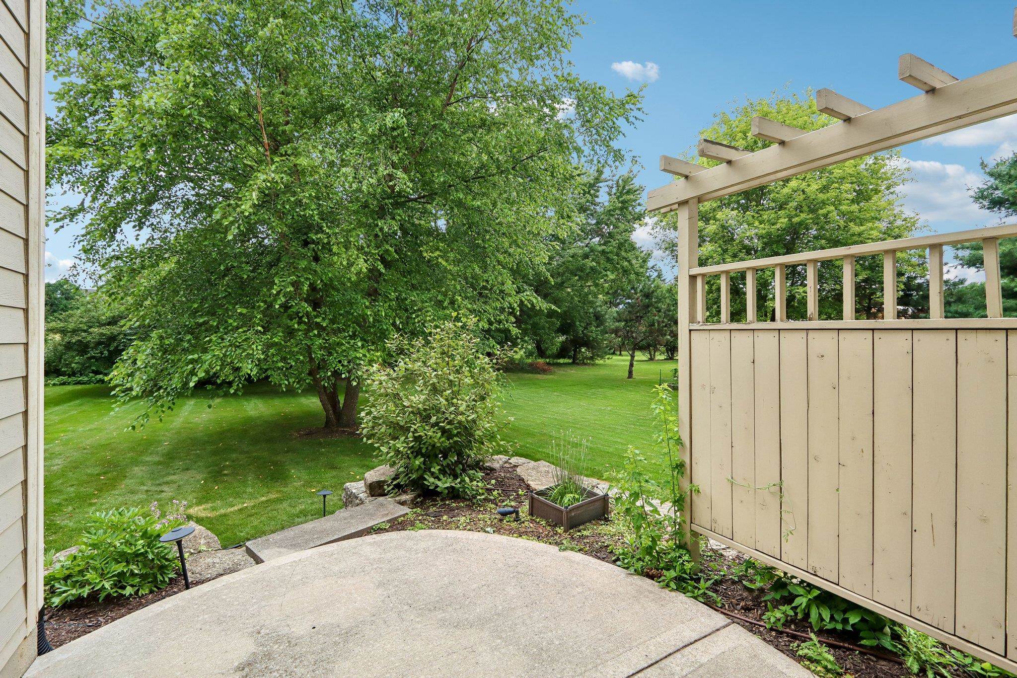 9913 Shadow Ridge Trail