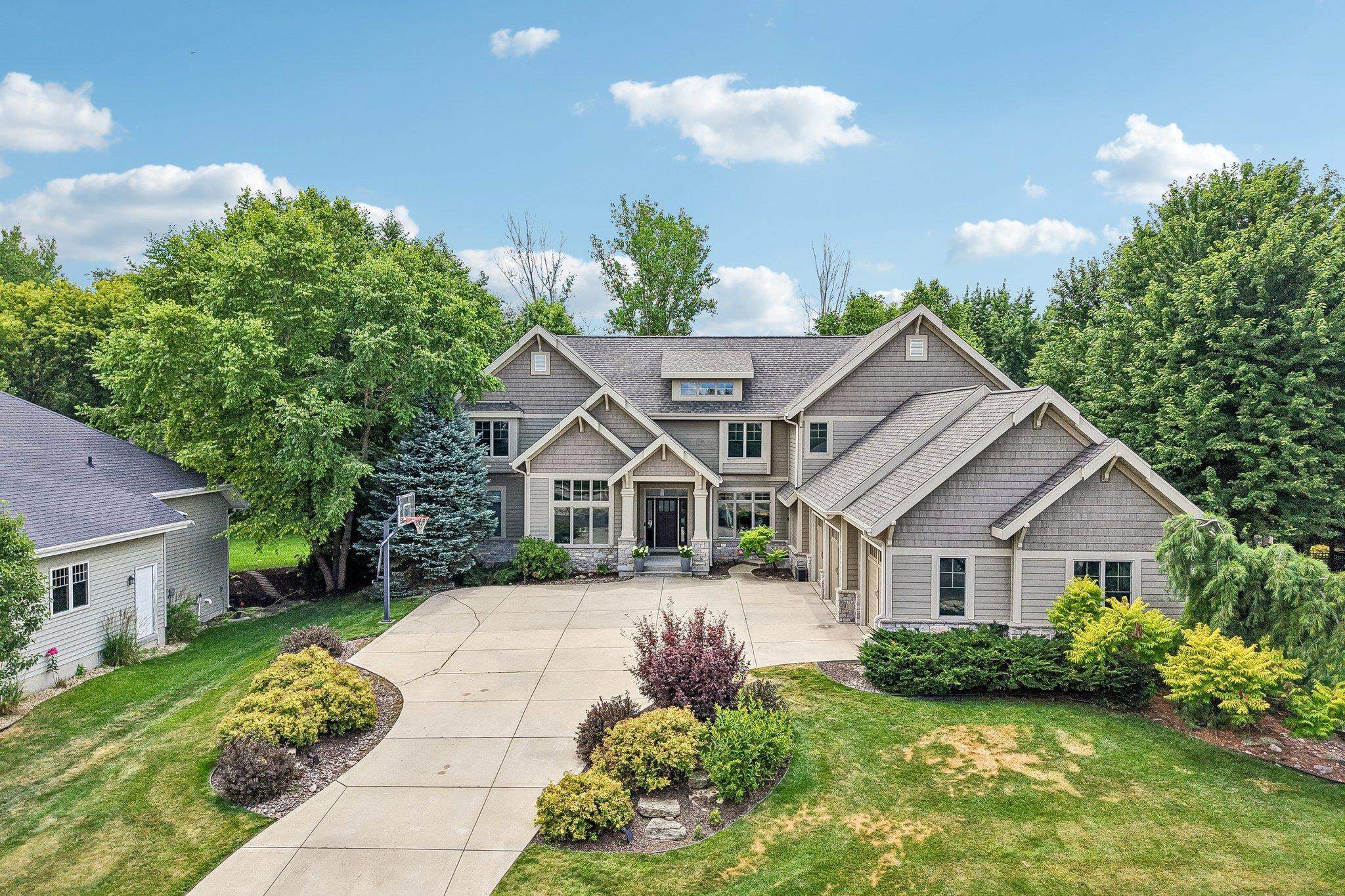 9913 Shadow Ridge Trail