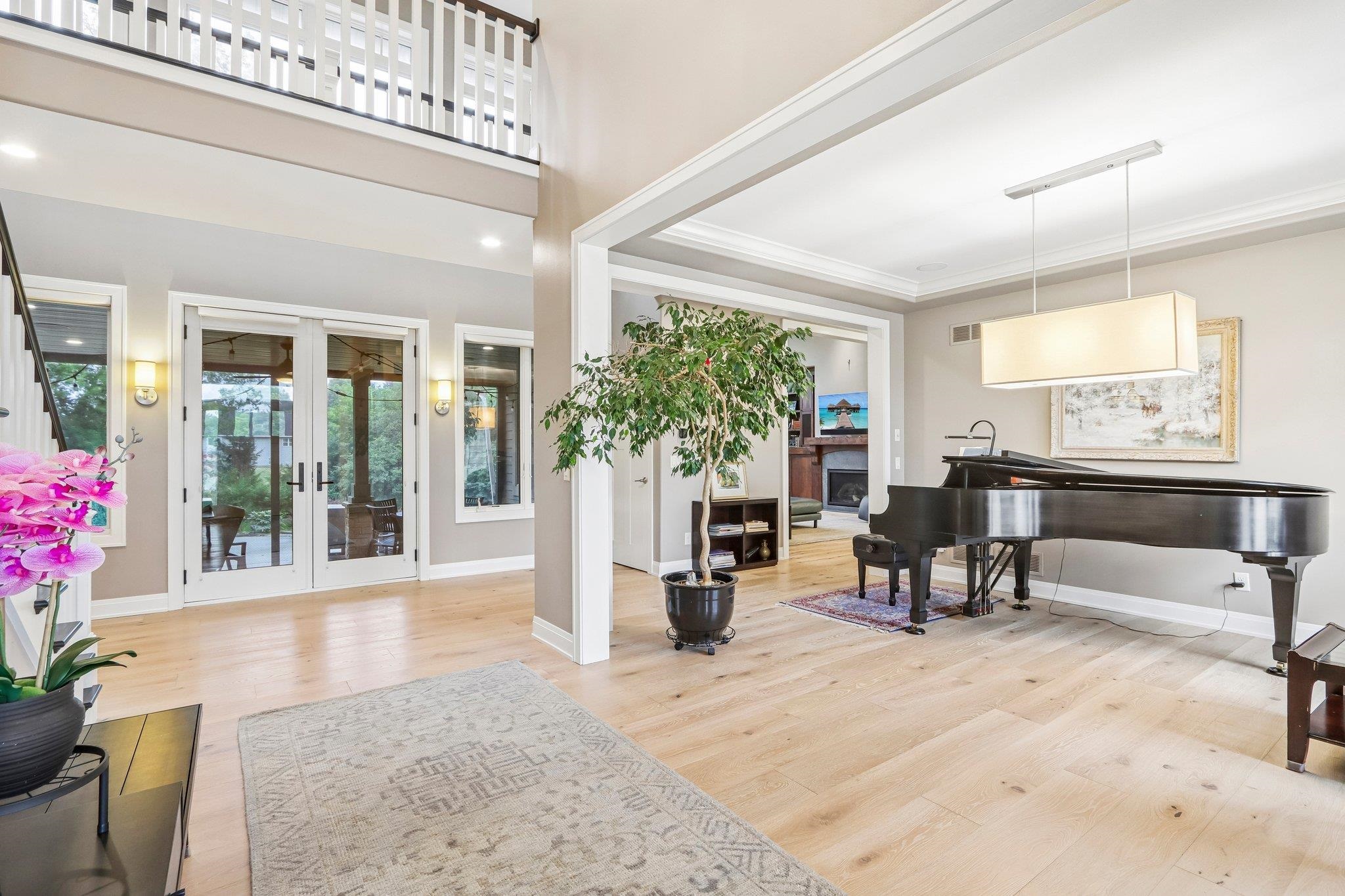 9913 Shadow Ridge Trail