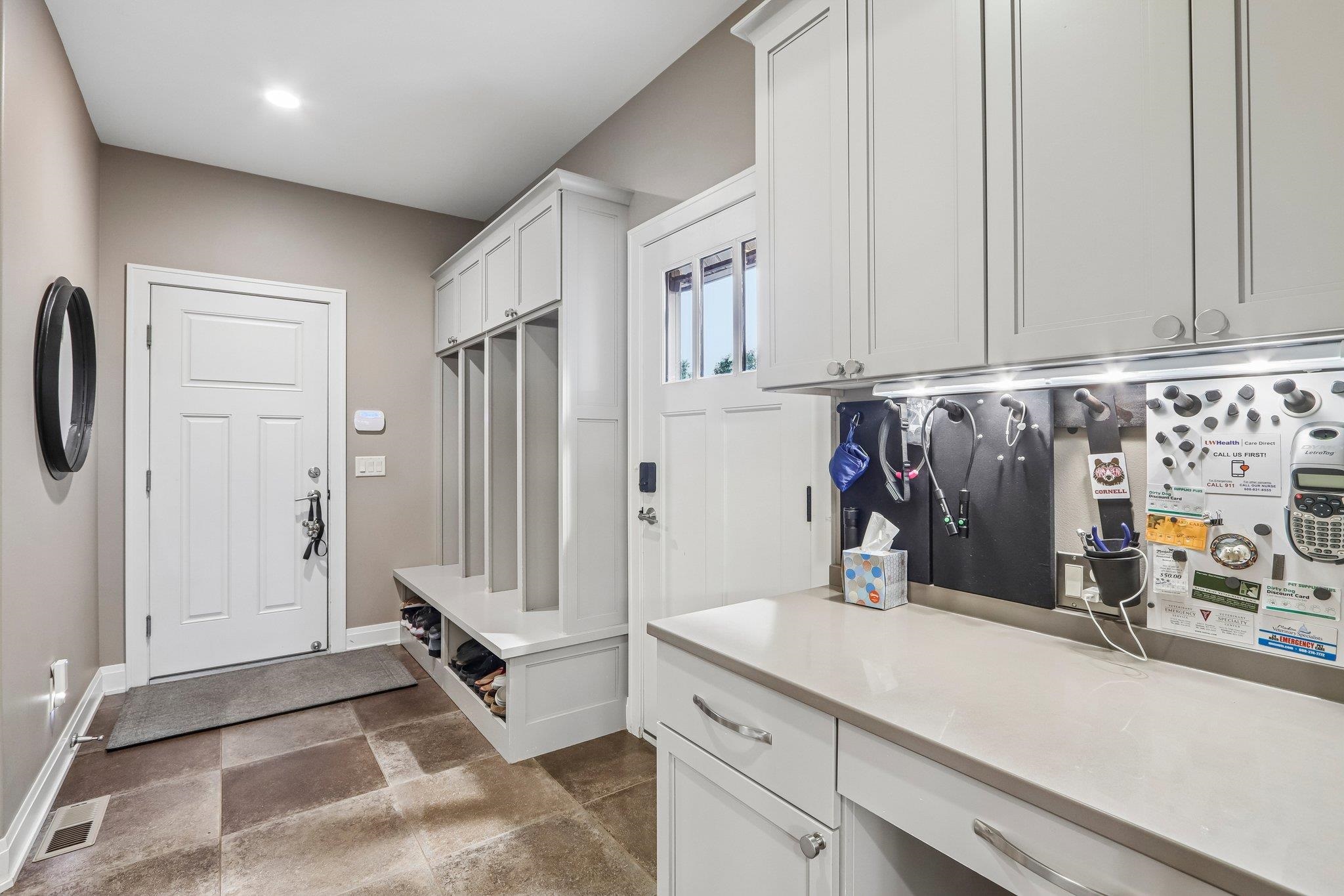 9913 Shadow Ridge Trail