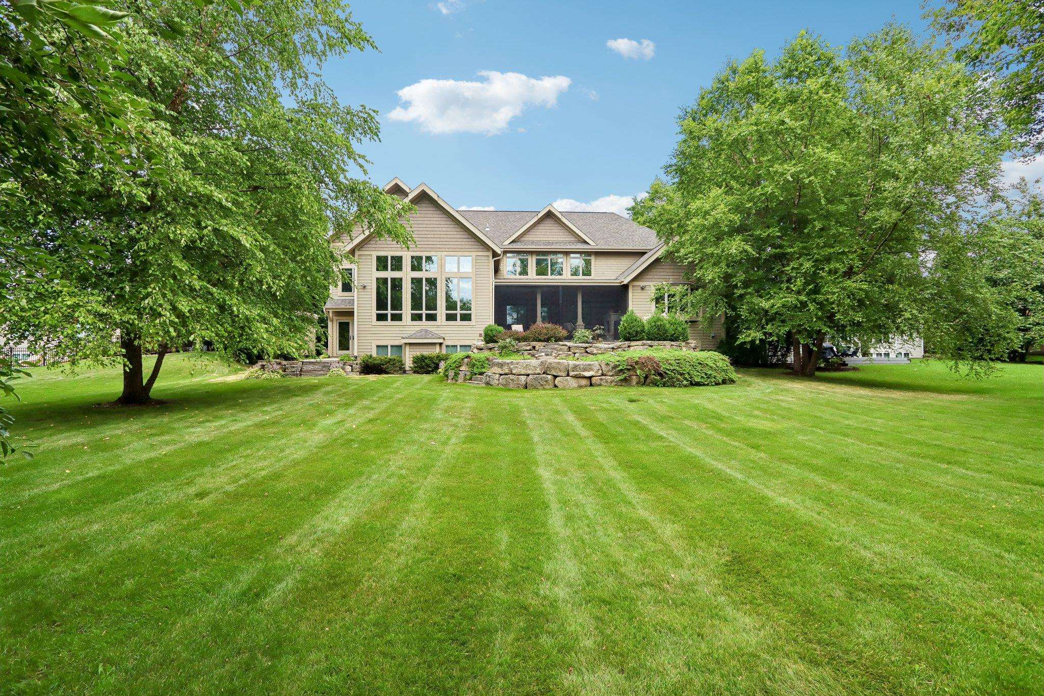 9913 Shadow Ridge Trail