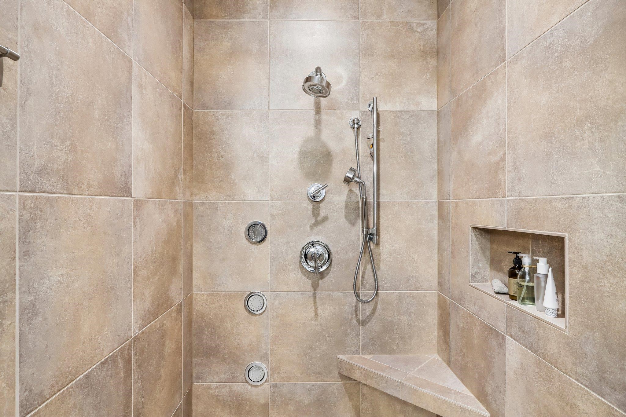 9913 Shadow Ridge Trail
