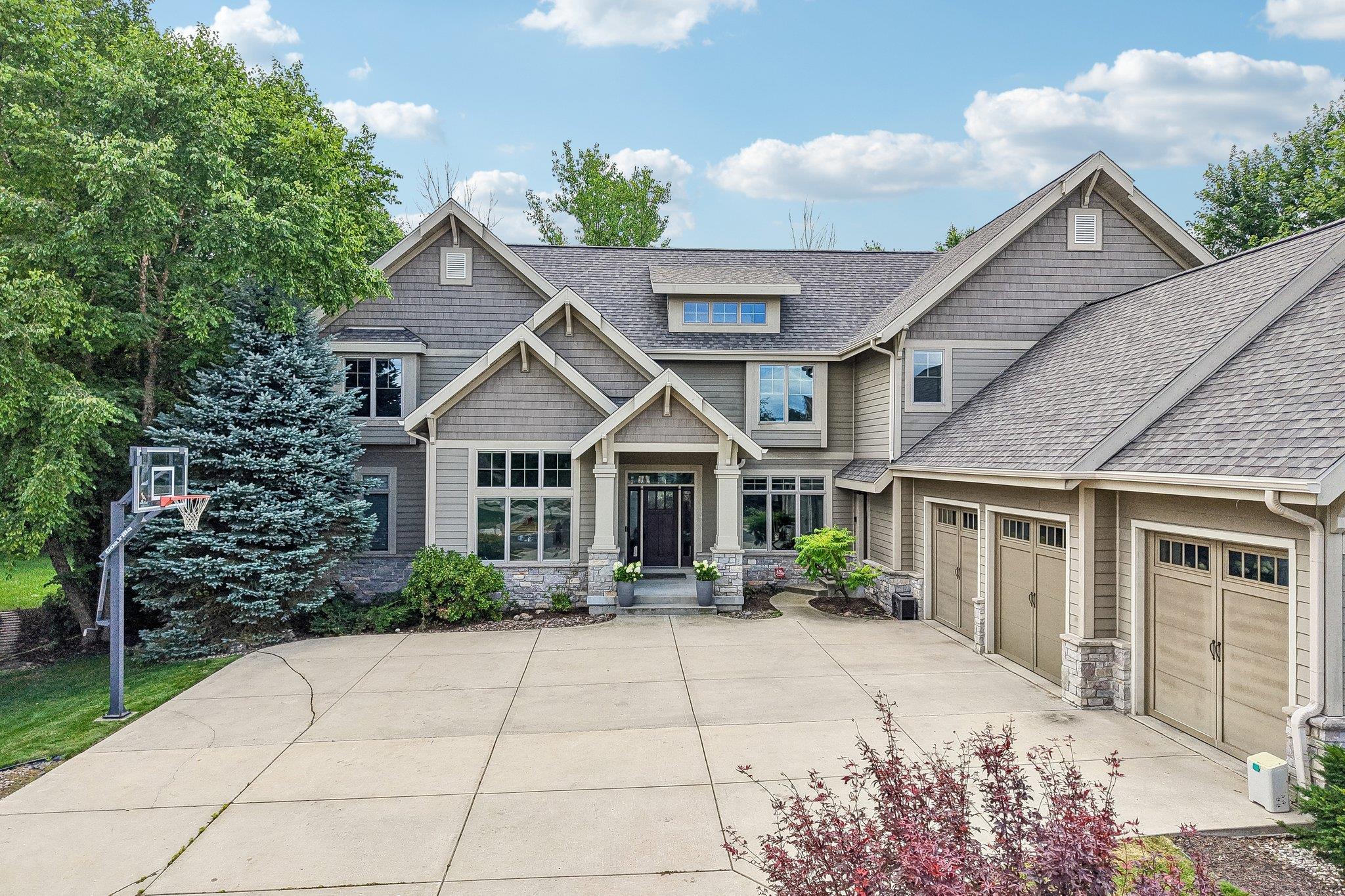 9913 Shadow Ridge Trail
