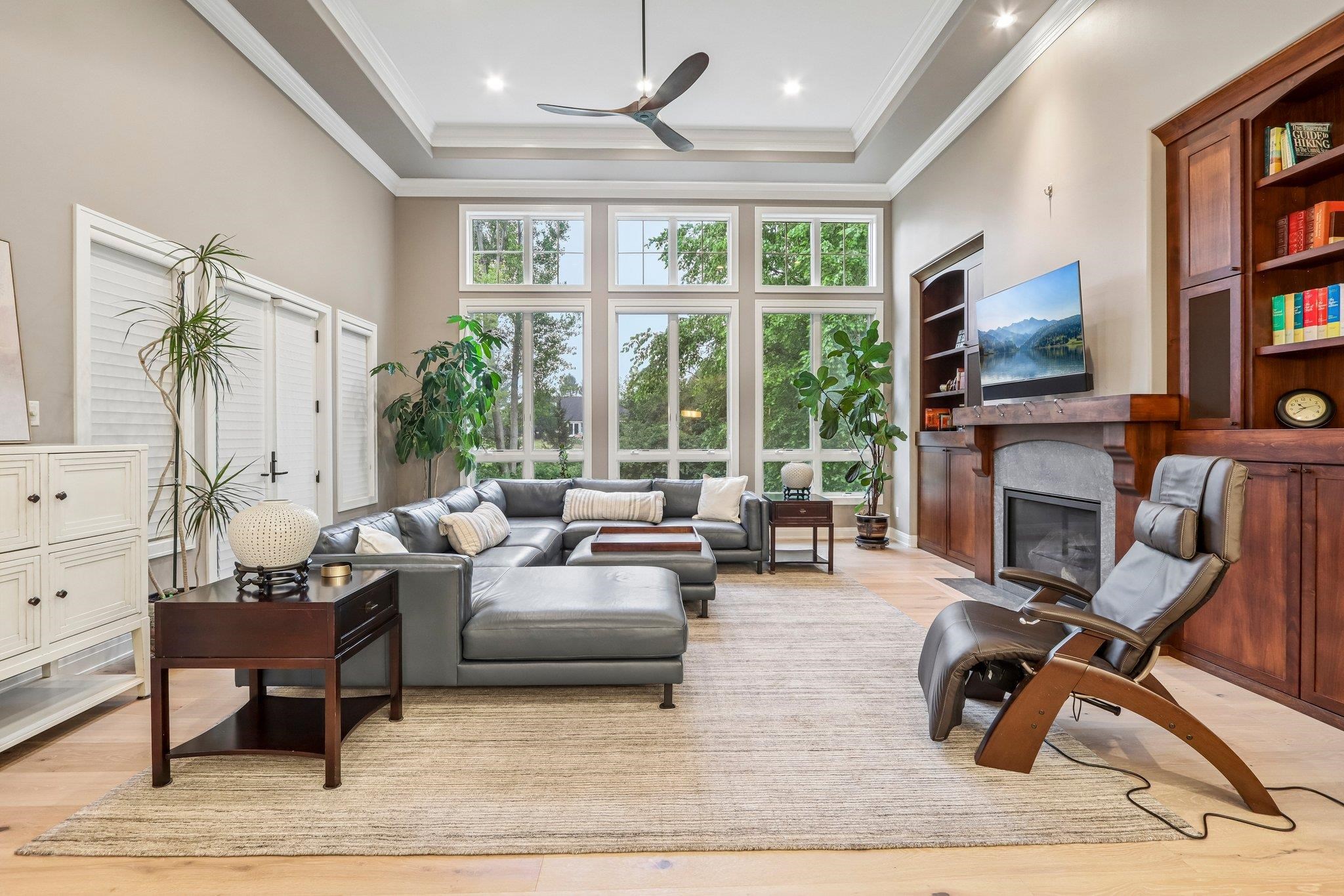 9913 Shadow Ridge Trail