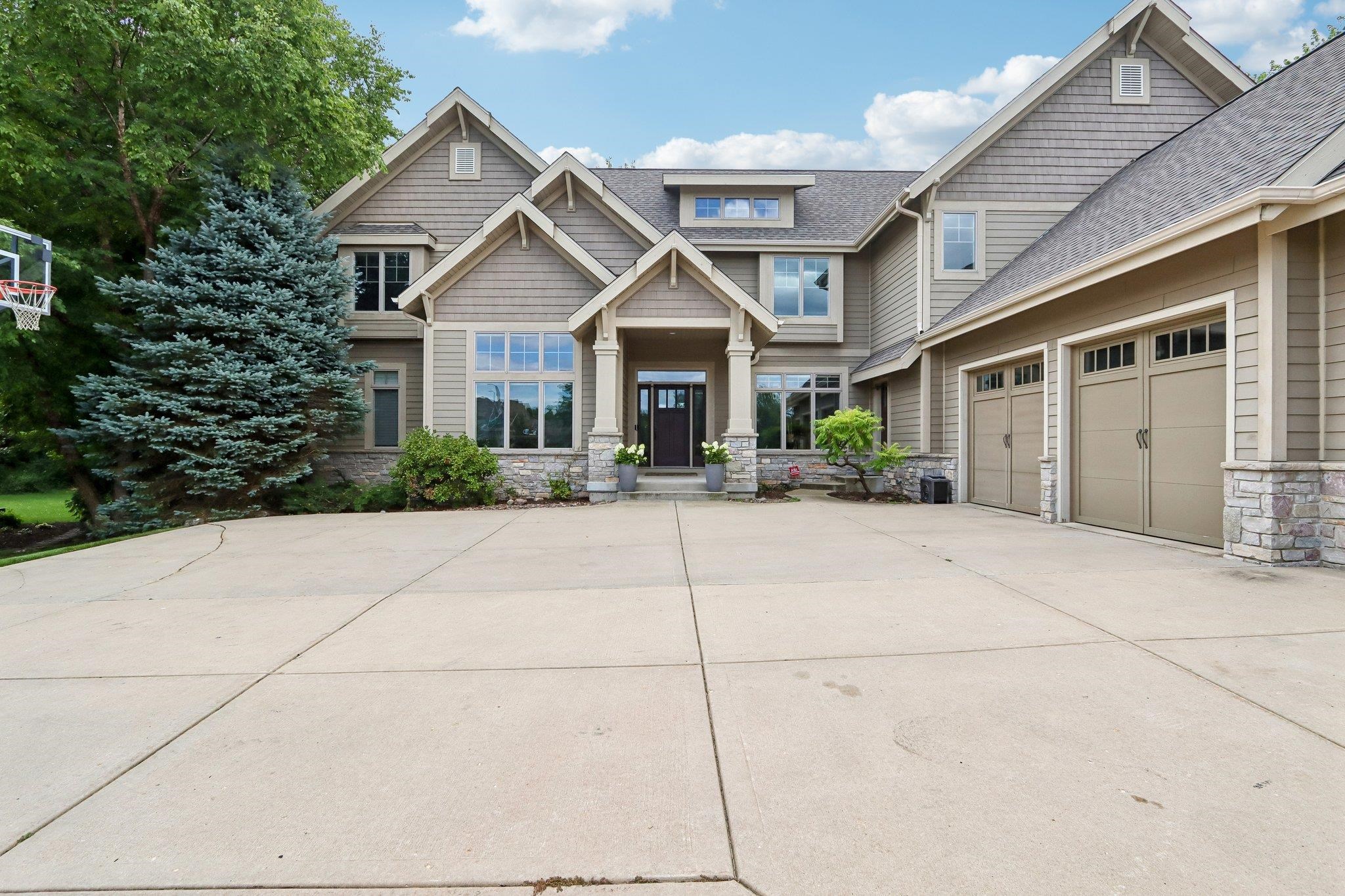 9913 Shadow Ridge Trail
